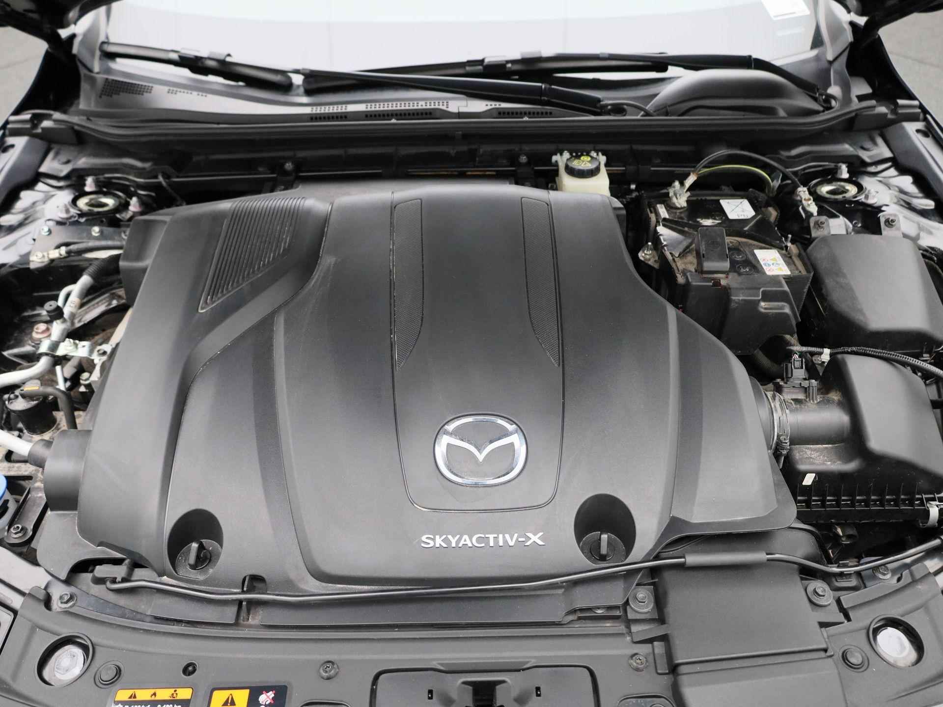 Mazda 3 2.0 e-SkyActiv-X M Hybrid 186 Comfort | Navigatie | Climate control | Parkeer sensoren | DAB | Stoel/Stuur verwarming | Camera | LMV | Adaptive cruise control - 36/38