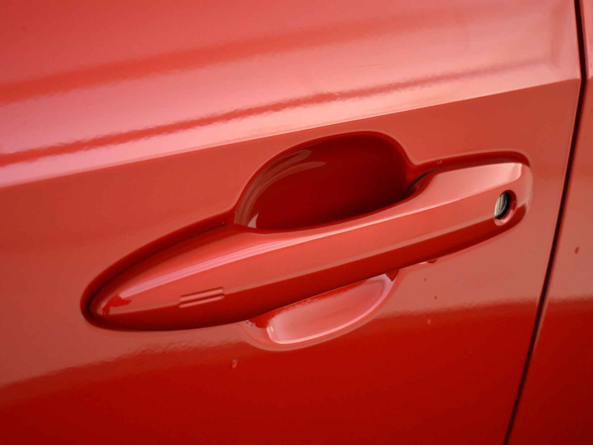 Toyota  Bz4x Premium | Panoramisch dak | Emotional Red metallic - 15/37