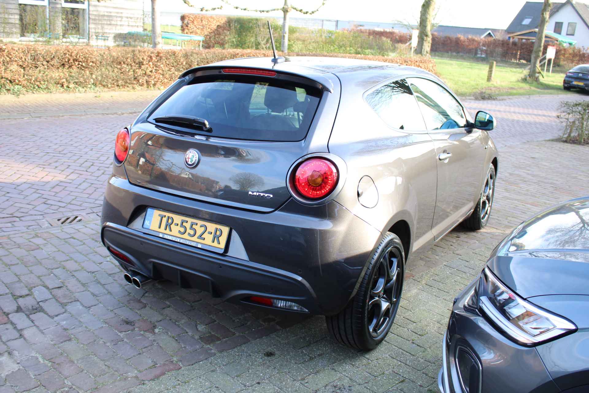 Alfa Romeo Mito 0.9 Turbo TwinAir ECO 100PK Business Super + 17"/ Navi/ Clima/ Leder/ NL auto - 8/40