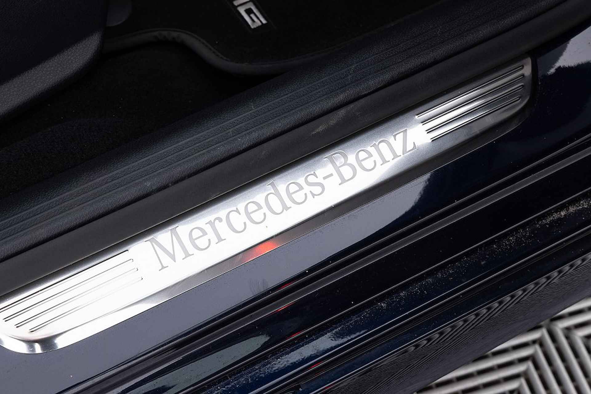 Mercedes-Benz E-Klasse 300 de AMG Line | PANORAMADAK | PHEV✅ 1e Eigenaar . - 9/50