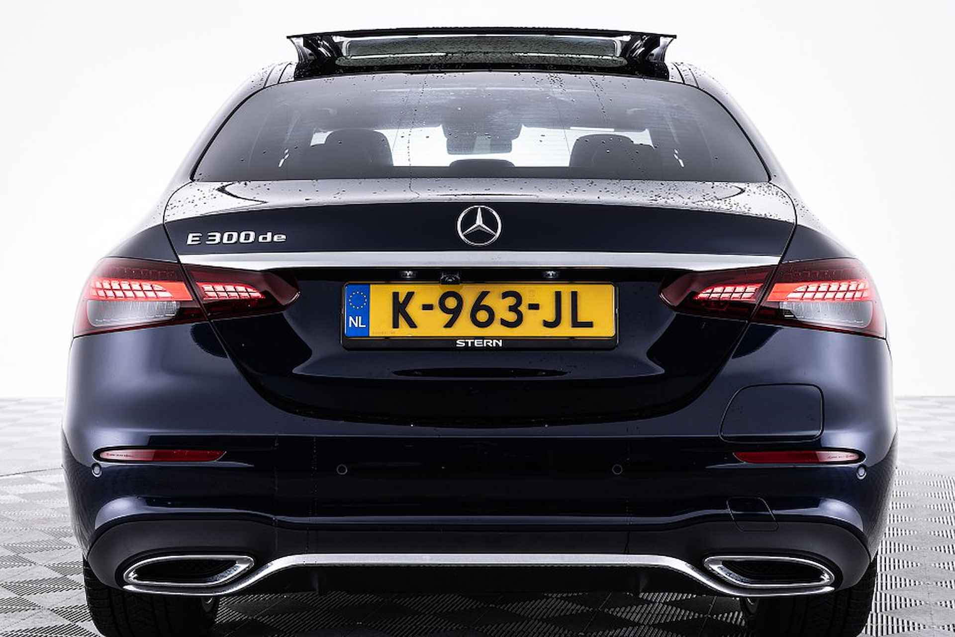 Mercedes-Benz E-Klasse 300 de AMG Line | PANORAMADAK | PHEV✅ 1e Eigenaar . - 42/50