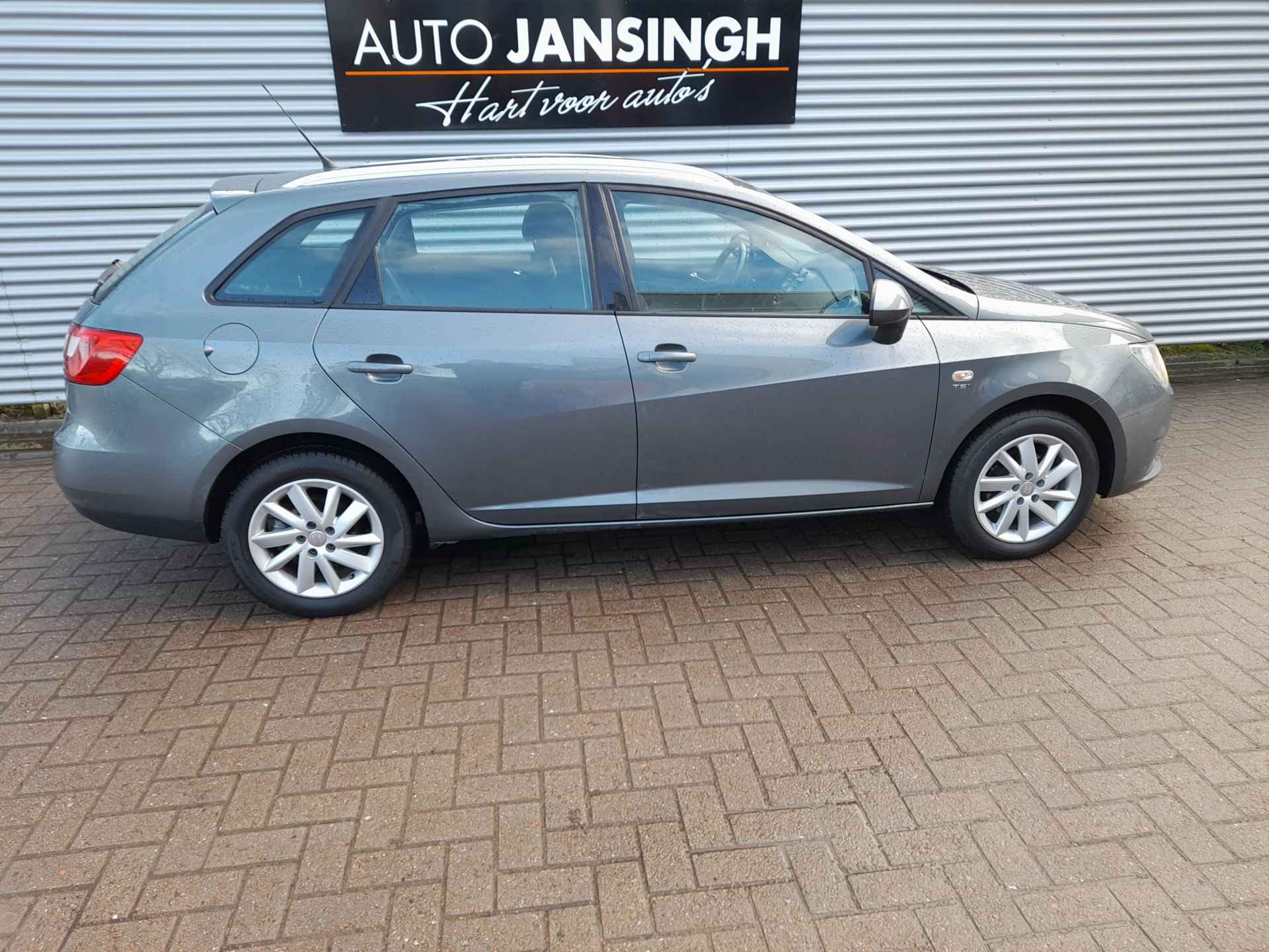 SEAT Ibiza ST 1.2 TSI | AIrco | LM Velgen | Privacy glas | Onderhoudshistorie aanwezig | RIJKLAARPRIJS INCL 12 MAANDEN GARANTIE EN BEURT - 6/24