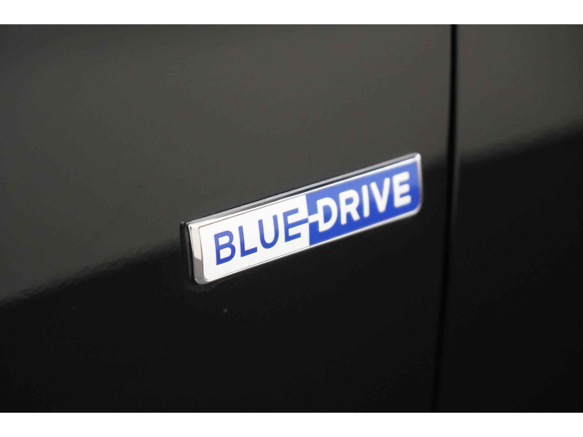 Hyundai IONIQ Premium Sky EV 38 kWh | 21945 na subsidie | Schuifdak | Zondag Open! - 26/47