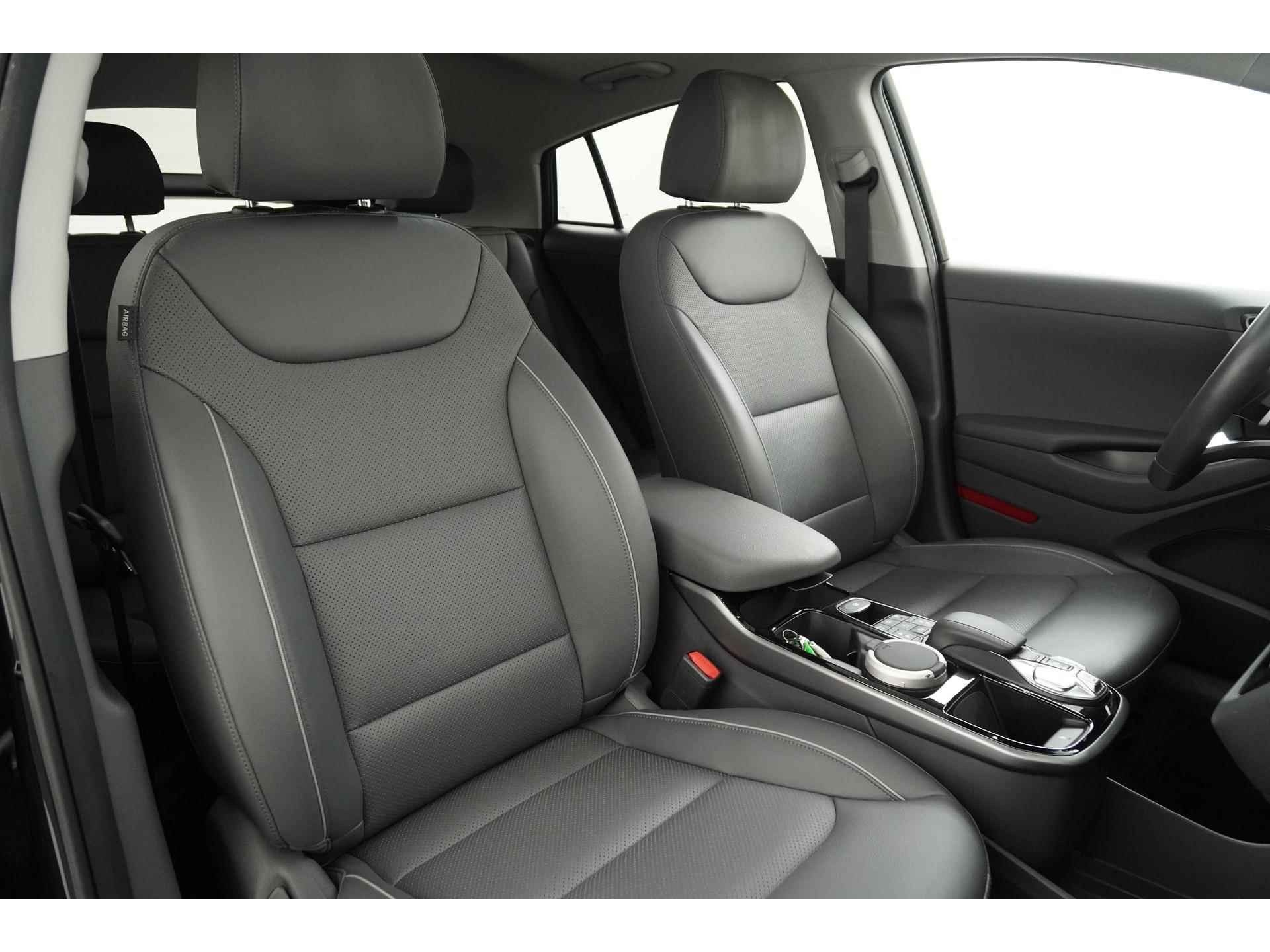Hyundai IONIQ Premium Sky EV 38 kWh | 21945 na subsidie | Schuifdak | Zondag Open! - 28/47
