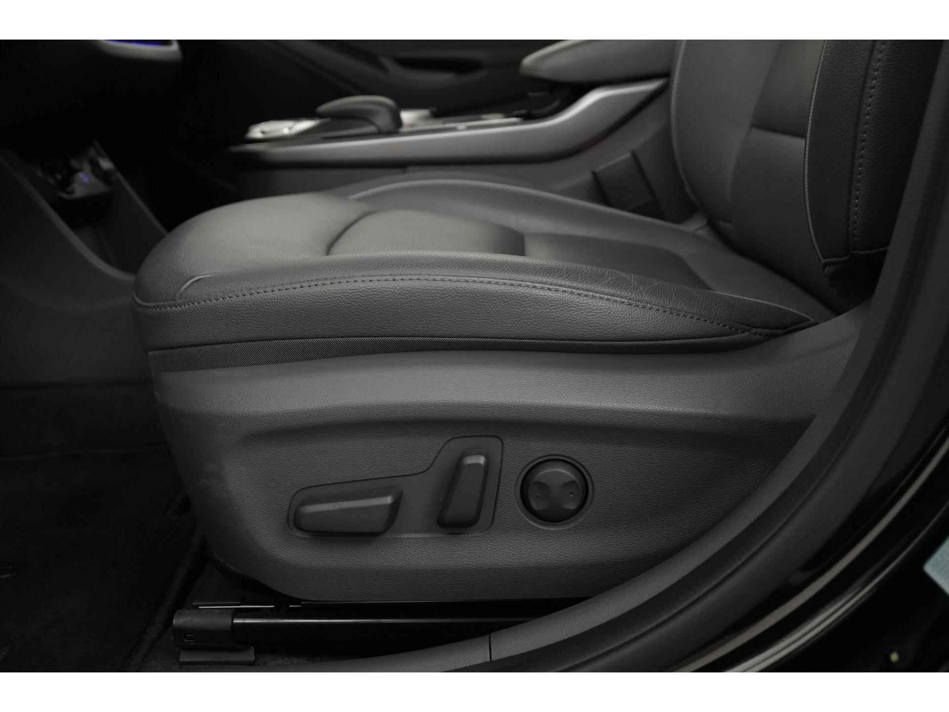 Hyundai IONIQ Premium Sky EV 38 kWh | 21945 na subsidie | Schuifdak | Zondag Open! - 30/47
