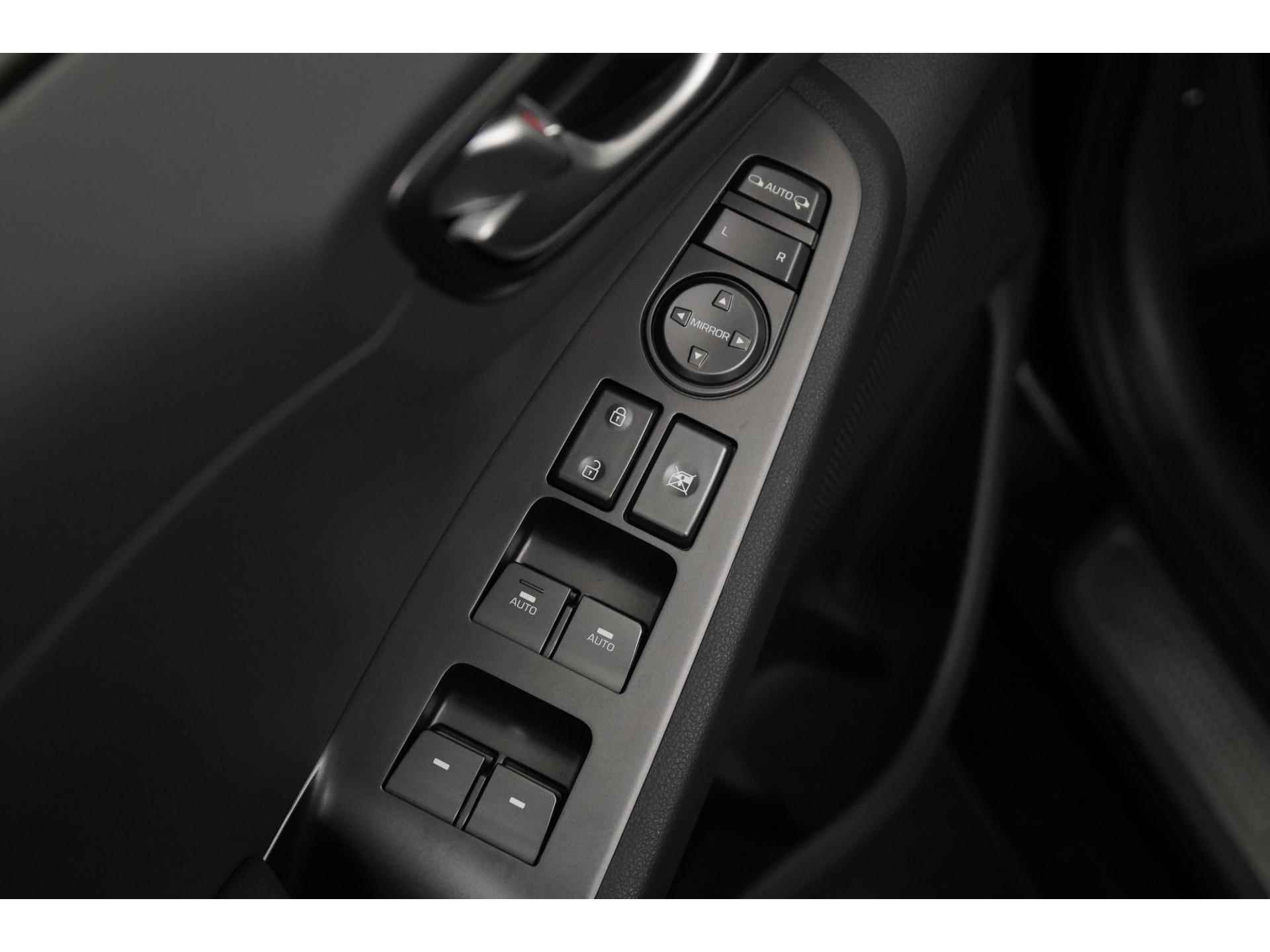 Hyundai IONIQ Premium Sky EV 38 kWh | 21945 na subsidie | Schuifdak | Zondag Open! - 36/47