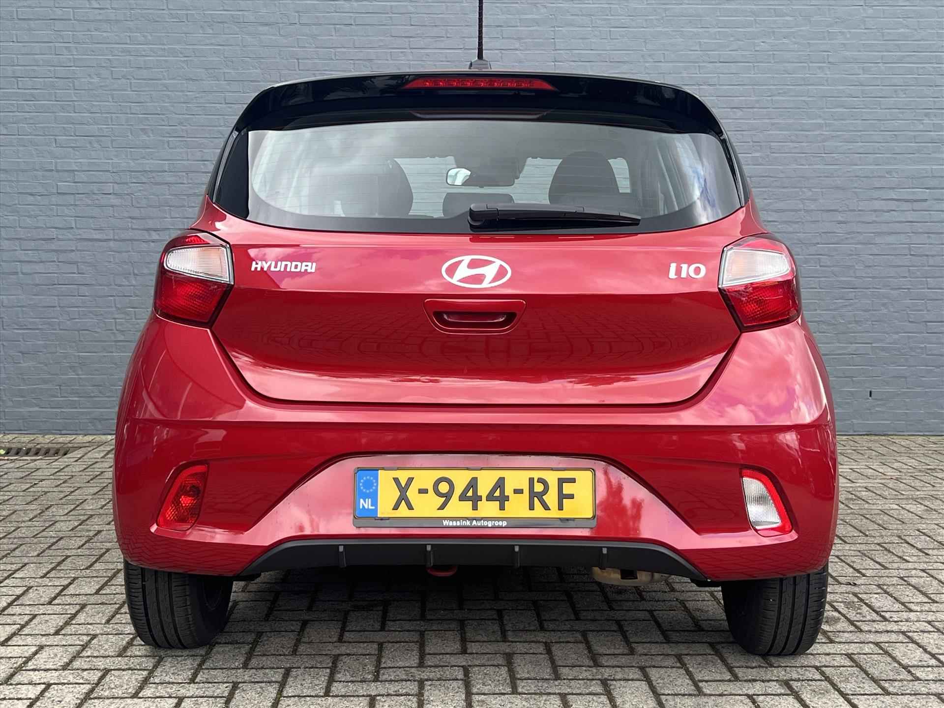 HYUNDAI I10 1.0i 67pk Automaat Comfort |5-zits|Apple Carplay|/Android Auto| Cruise Control | Airco - 7/34