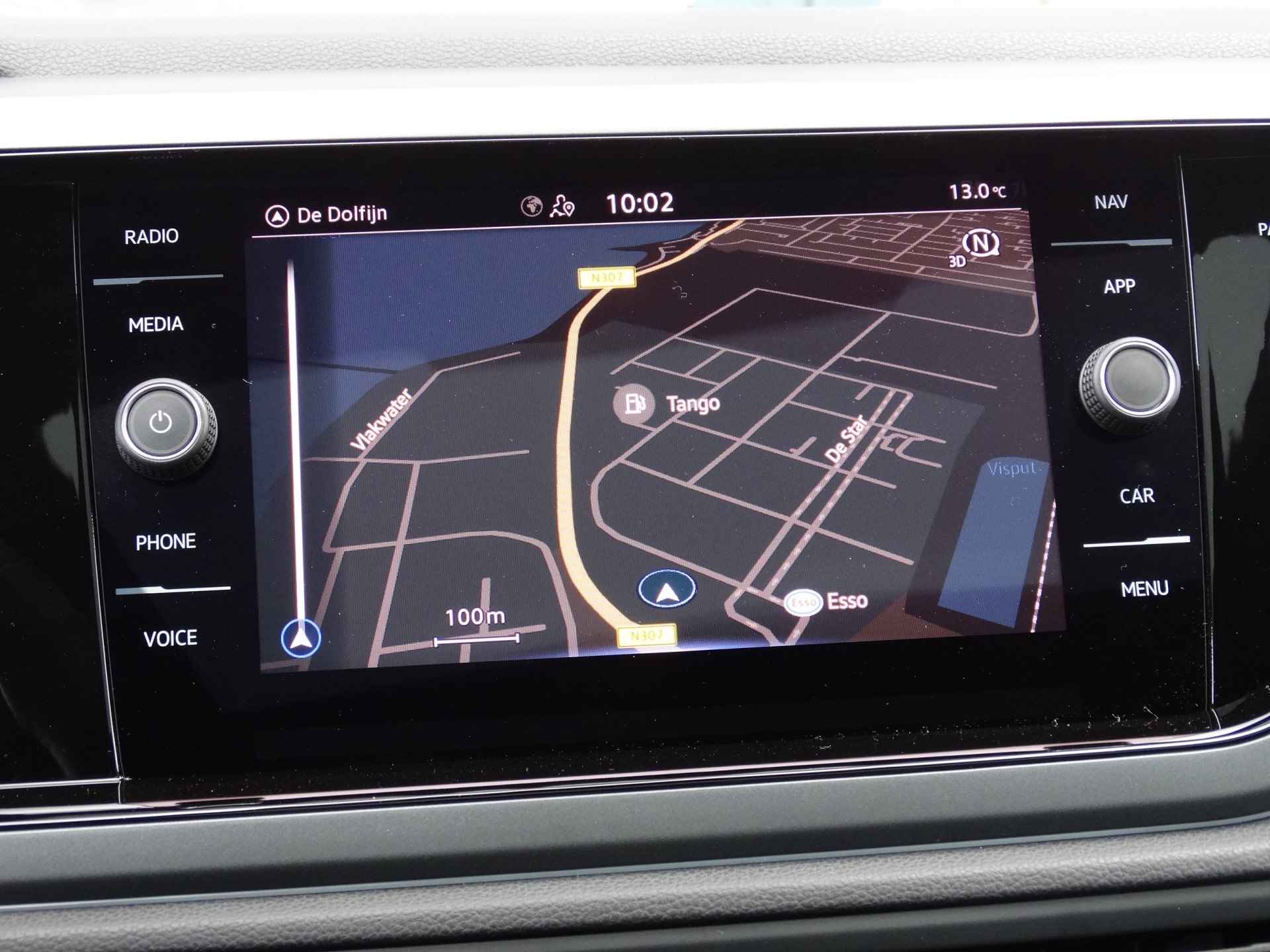 Volkswagen Taigo 1.0 TSI R-Line | Panorama-dak | Camera | Keyless | Stoelverwarming | Navigatie | - 29/32