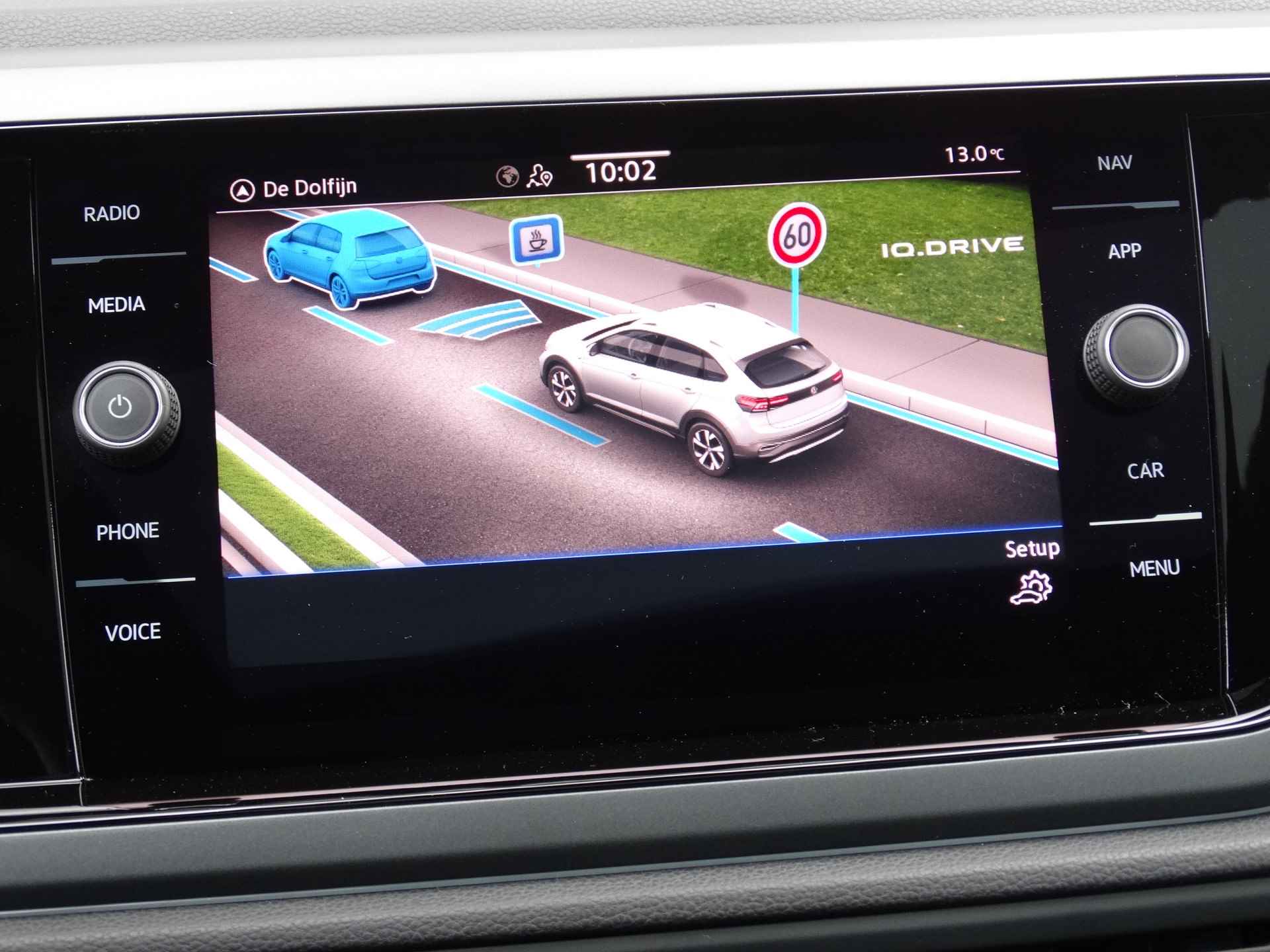 Volkswagen Taigo 1.0 TSI R-Line | Panorama-dak | Camera | Keyless | Stoelverwarming | Navigatie | - 30/32