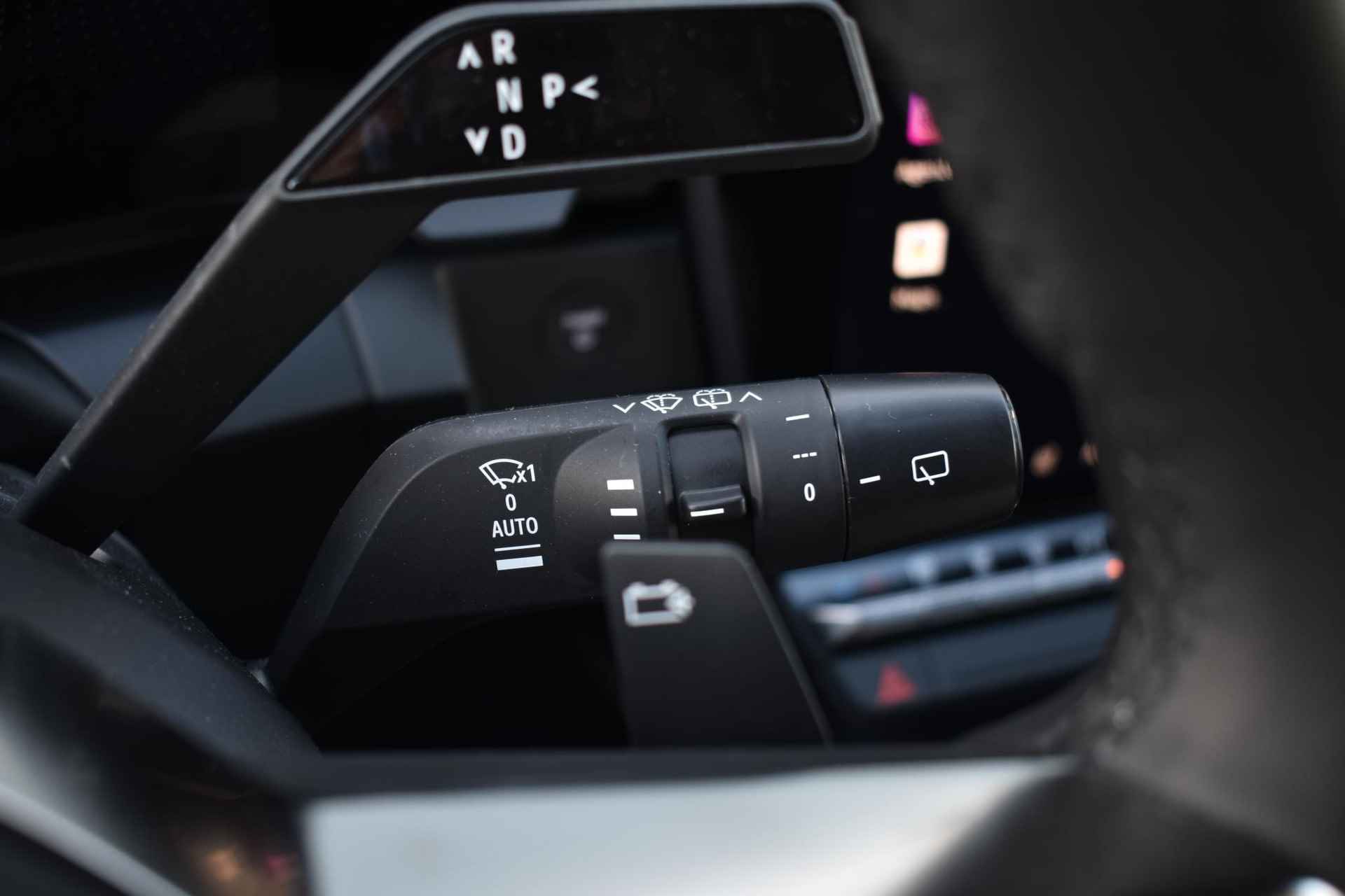 Renault Megane E-Tech EV60 Optimum Charge Iconic 220pk | Draadloze Carplay | Leder | Stoel- en stuurverwarming | Adaptieve Cruise Control | Harman Kardon - 40/43