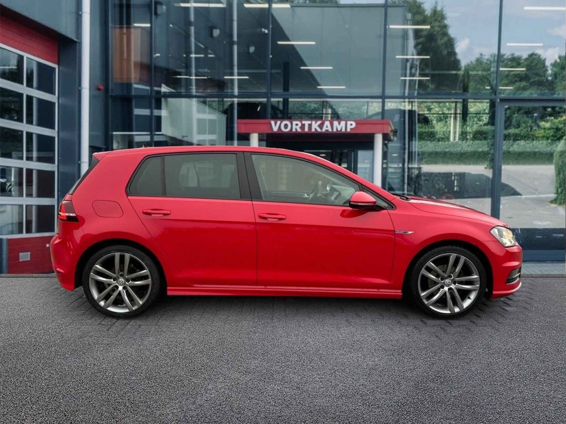 VOLKSWAGEN Golf 1.2 TSI R-LINE PANO-DAK/CRUISE/PDC/STOELVERW/NAVI - 4/23