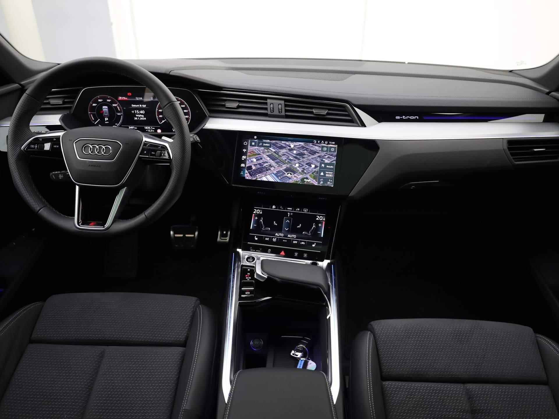 Audi Q8 e-tron 55 quattro S Edition 115 kWh/408PK · Panoramadak · Velgen 22" · Achteruitrijcamera · - 4/40
