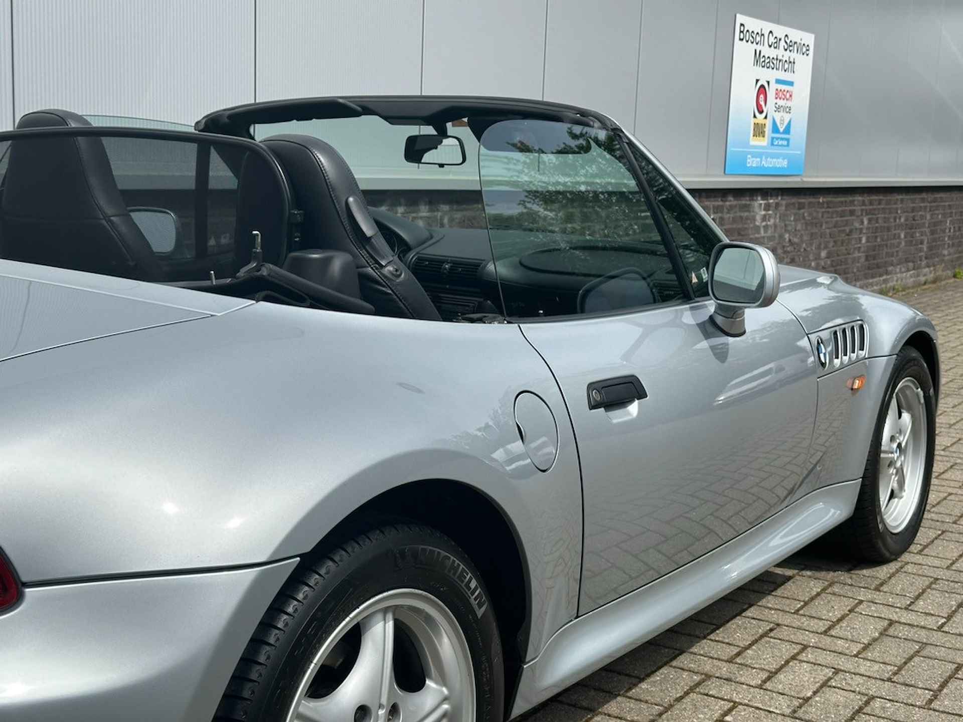 BMW Z3 Roadster 2.8 i | 1ste Eigenaresse | Airco | Hardtop | Dealer onderhouden | Interesse, Proefrit? Bel of app met: 06-24 28 28 42 - 13/52