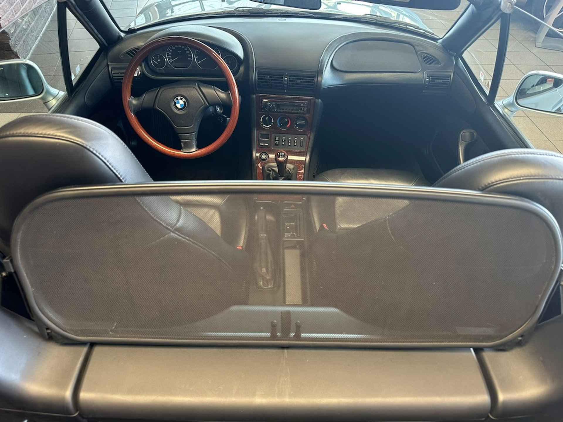 BMW Z3 Roadster 2.8 i | 1ste Eigenaresse | Airco | Hardtop | Dealer onderhouden | Interesse, Proefrit? Bel of app met: 06-24 28 28 42 - 17/52