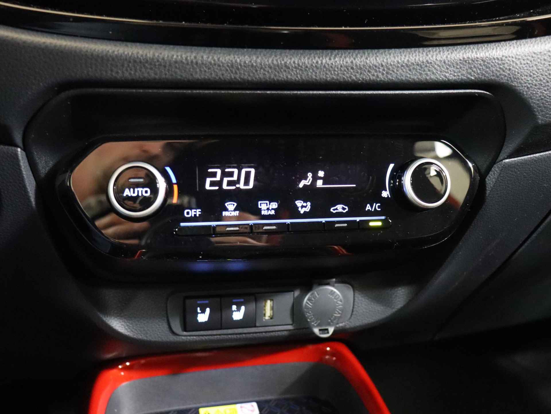 Toyota Aygo X 1.0 VVT-i MT envy  Limited | Stoelverwarming | Smartkey | Draadloos laden | Snel leverbaar| - 29/37