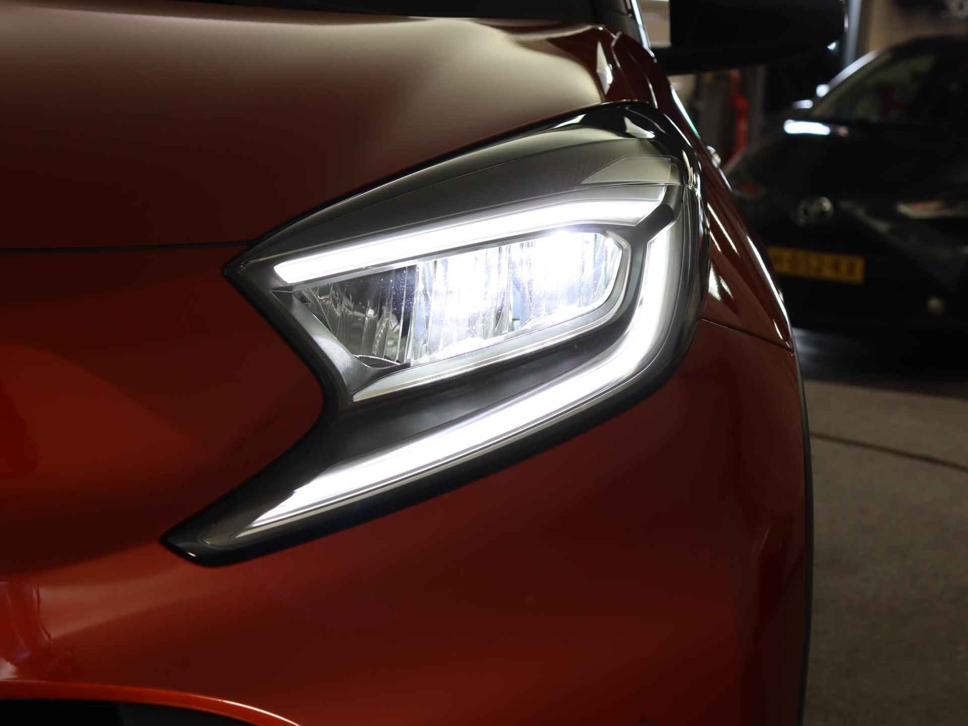 Toyota Aygo X 1.0 VVT-i MT envy  Limited | Stoelverwarming | Smartkey | Draadloos laden | Snel leverbaar| - 33/37