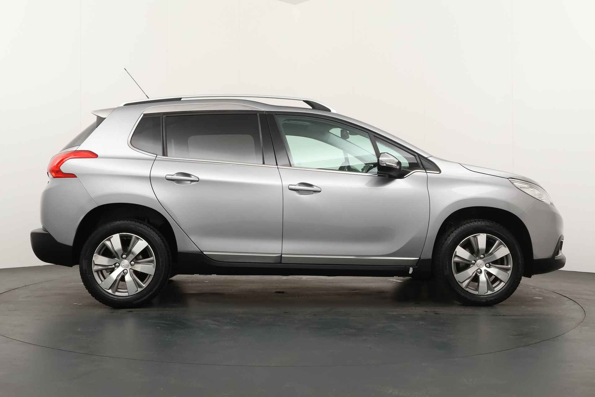 Peugeot 2008 BWJ 2014 | 1.6 VTi 120PK Allure | CLIMA | PANO DAK | NAVI | CRUISE | PDC | LMV | PRIVACY GLASS | - 26/33