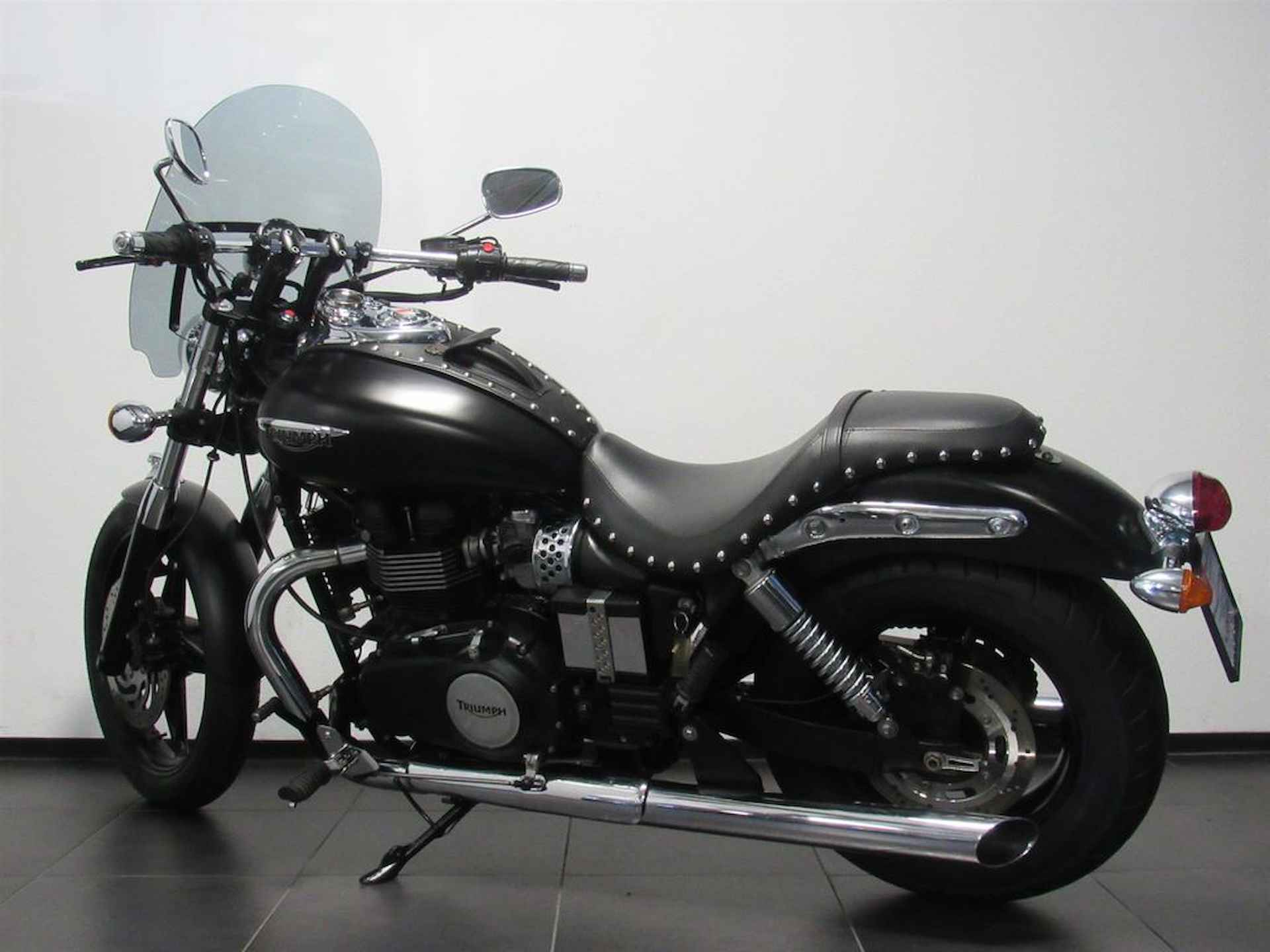 Triumph SPEEDMASTER - 5/14