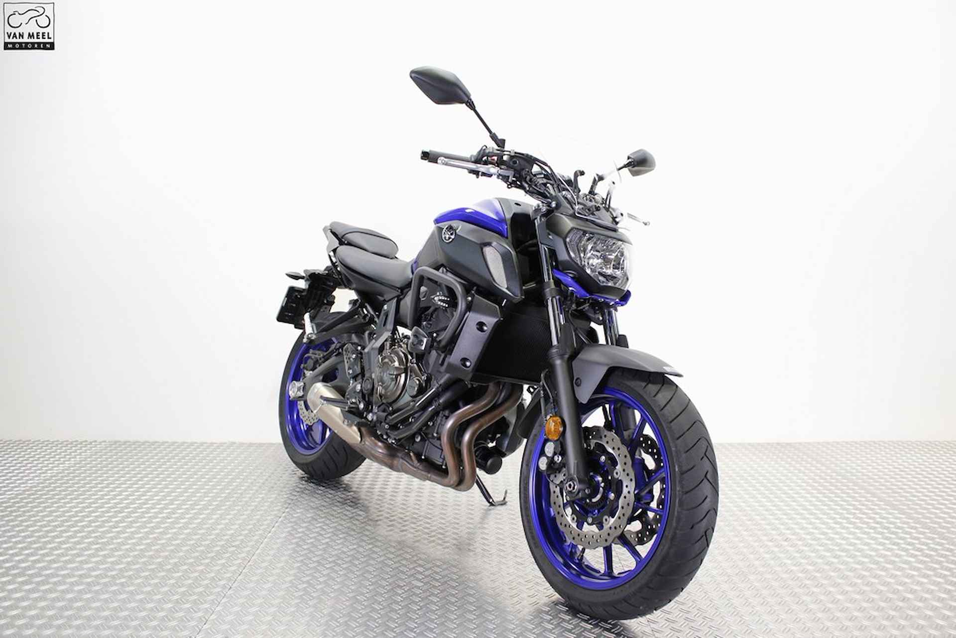 Yamaha MT 07 ABS - 2/16