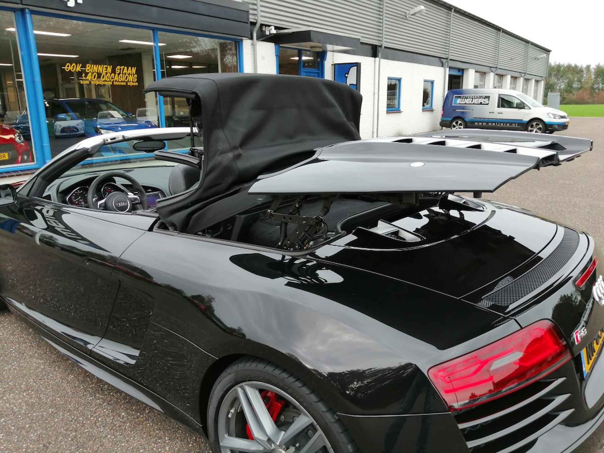 AUDI R8 Spyder V10 5.2 FSI QUATTRO, B/O audio, Ceramic, Magnetic Ride, D - 13/40