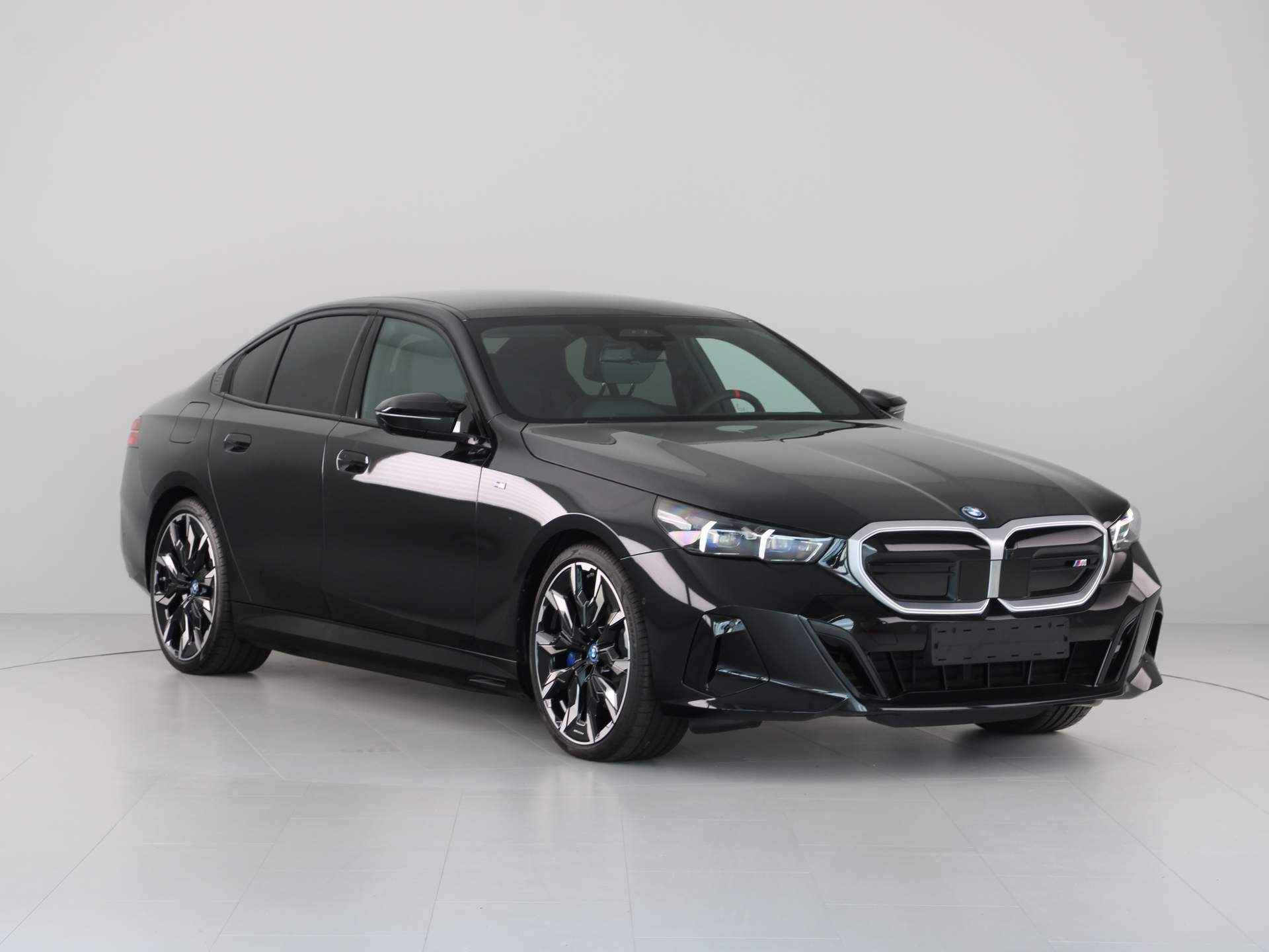 BMW i5 M60 xDrive - 9/28