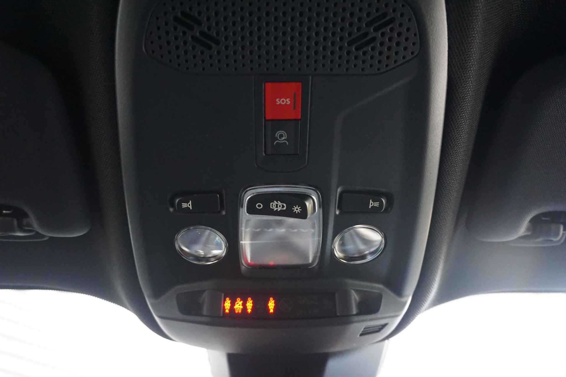 Peugeot 2008 1.2 Hybrid 136 Allure 360° Camera | Keyless | Navi - 47/52