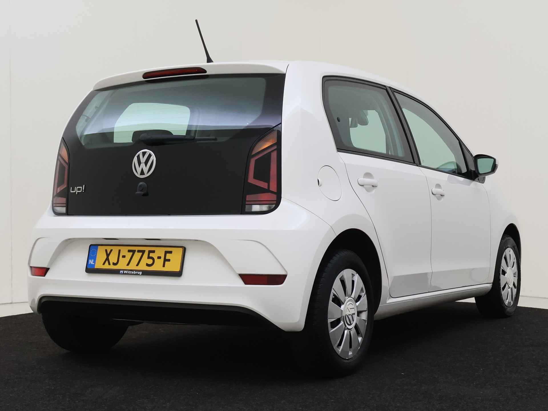 Volkswagen up! 1.0 BMT move up! 5 deurs | Airco - 11/28