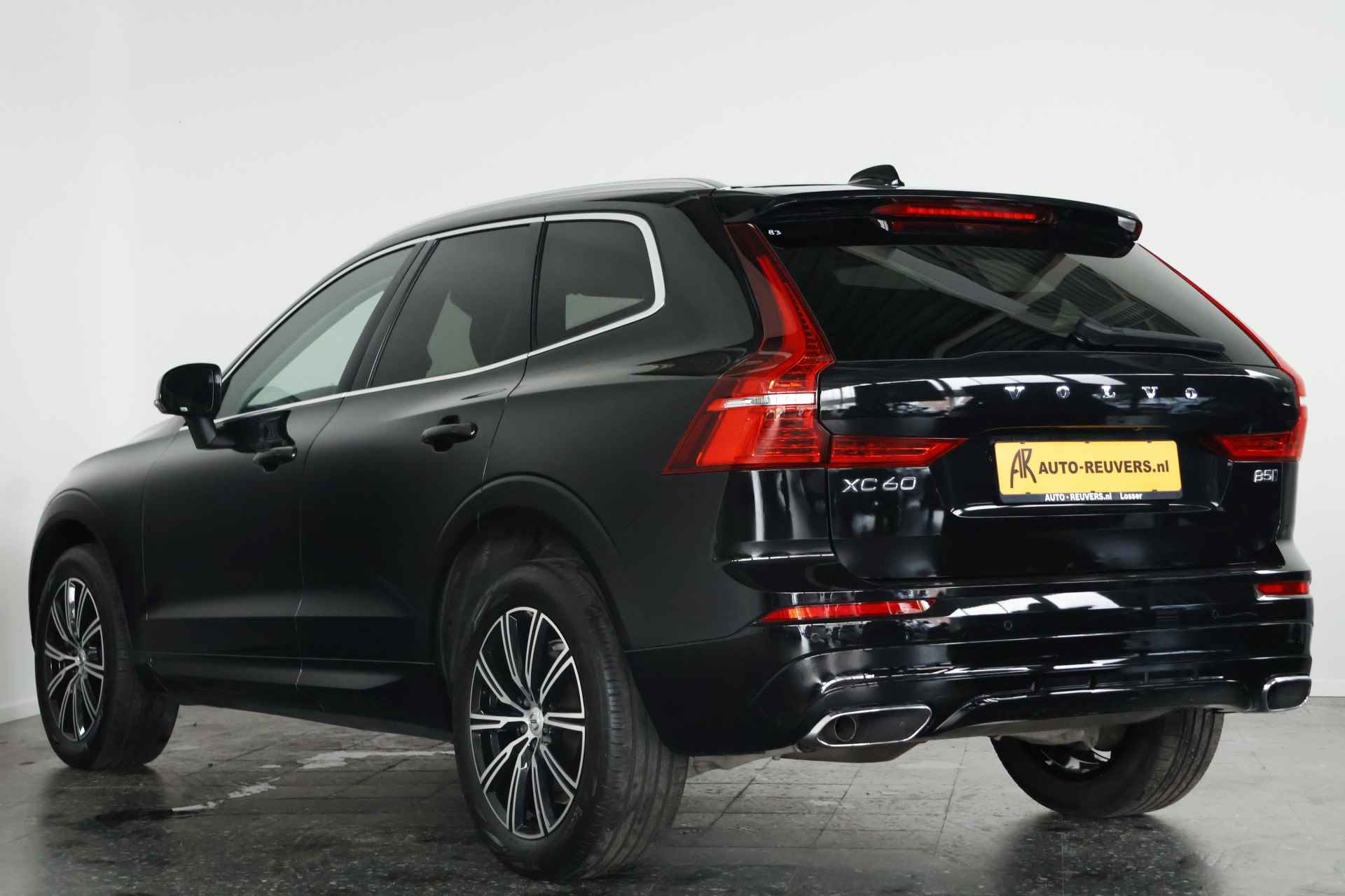 Volvo XC60 2.0 B5 AWD Momentum Pro / LED / Leder / Harmankardon / Cam - 5/30