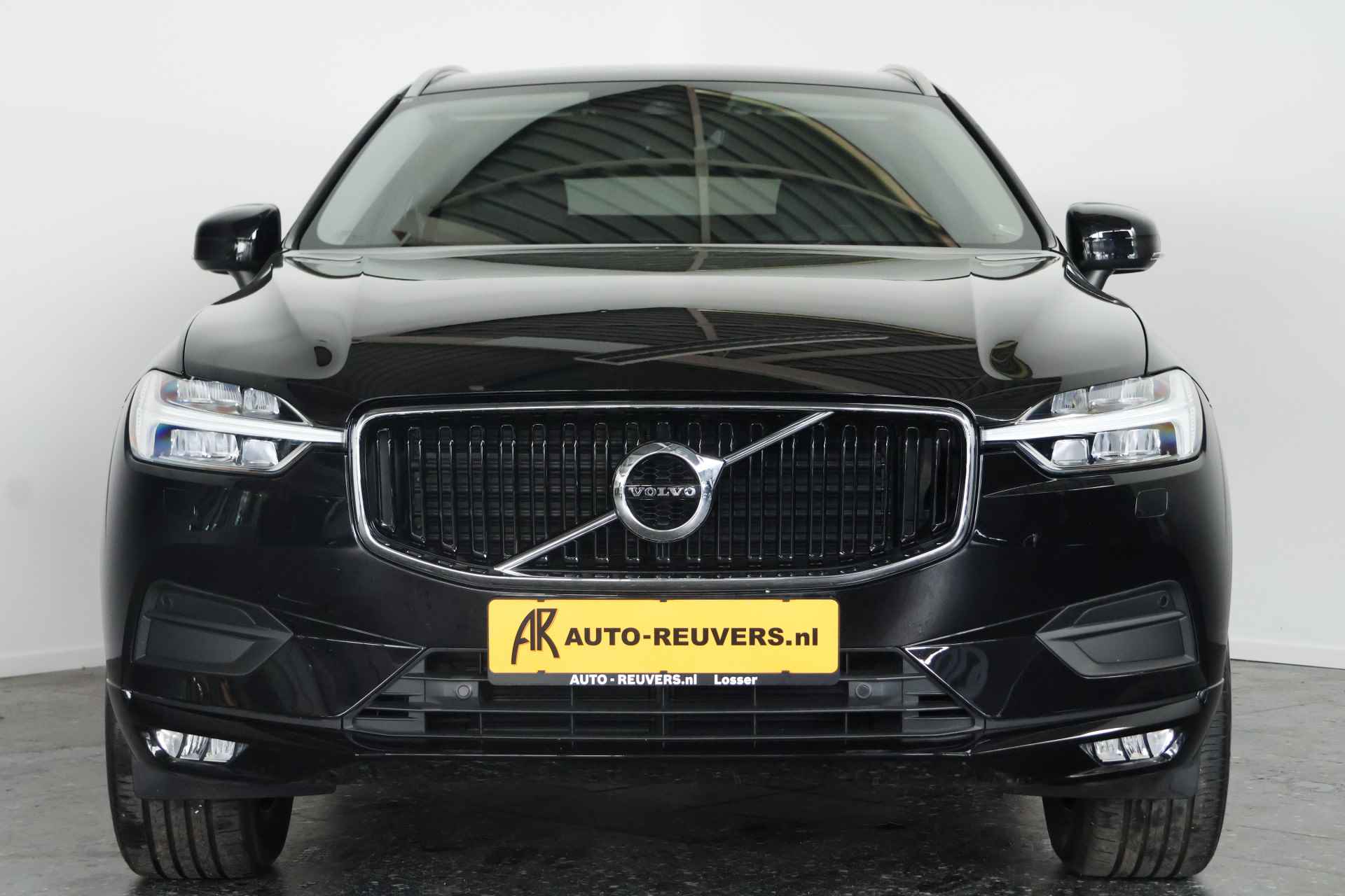 Volvo XC60 2.0 B5 AWD Momentum Pro / LED / Leder / Harmankardon / Cam - 7/30