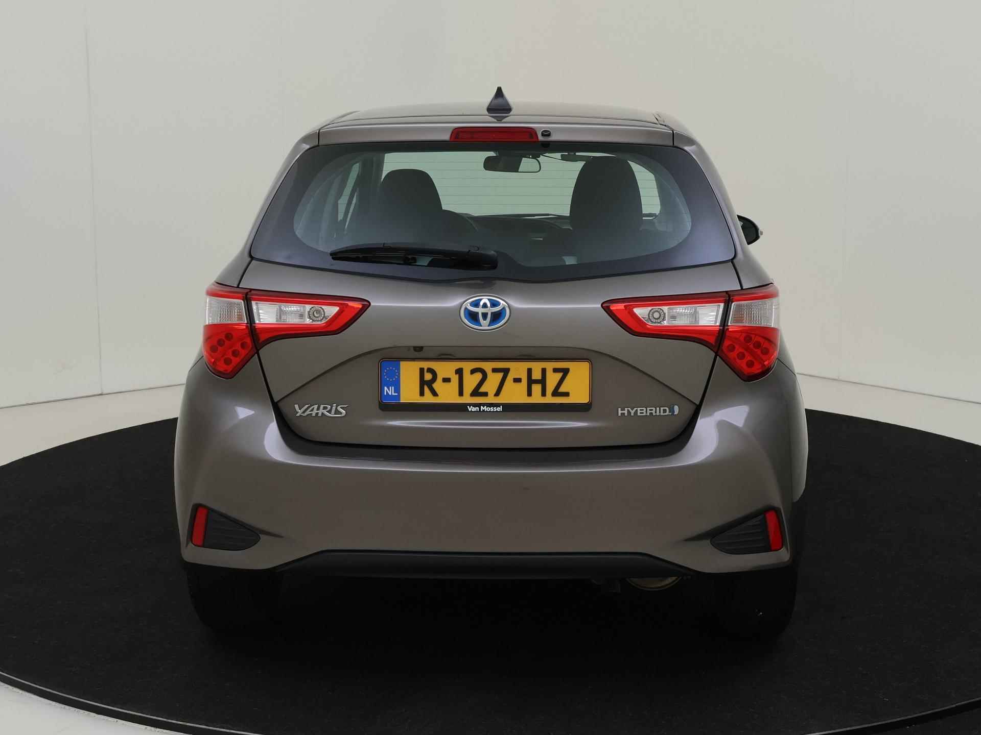 Toyota Yaris 1.5 Hybrid Active | Automaat | Achteruitrijcamera | Climate Control | Bluetooth - 4/26