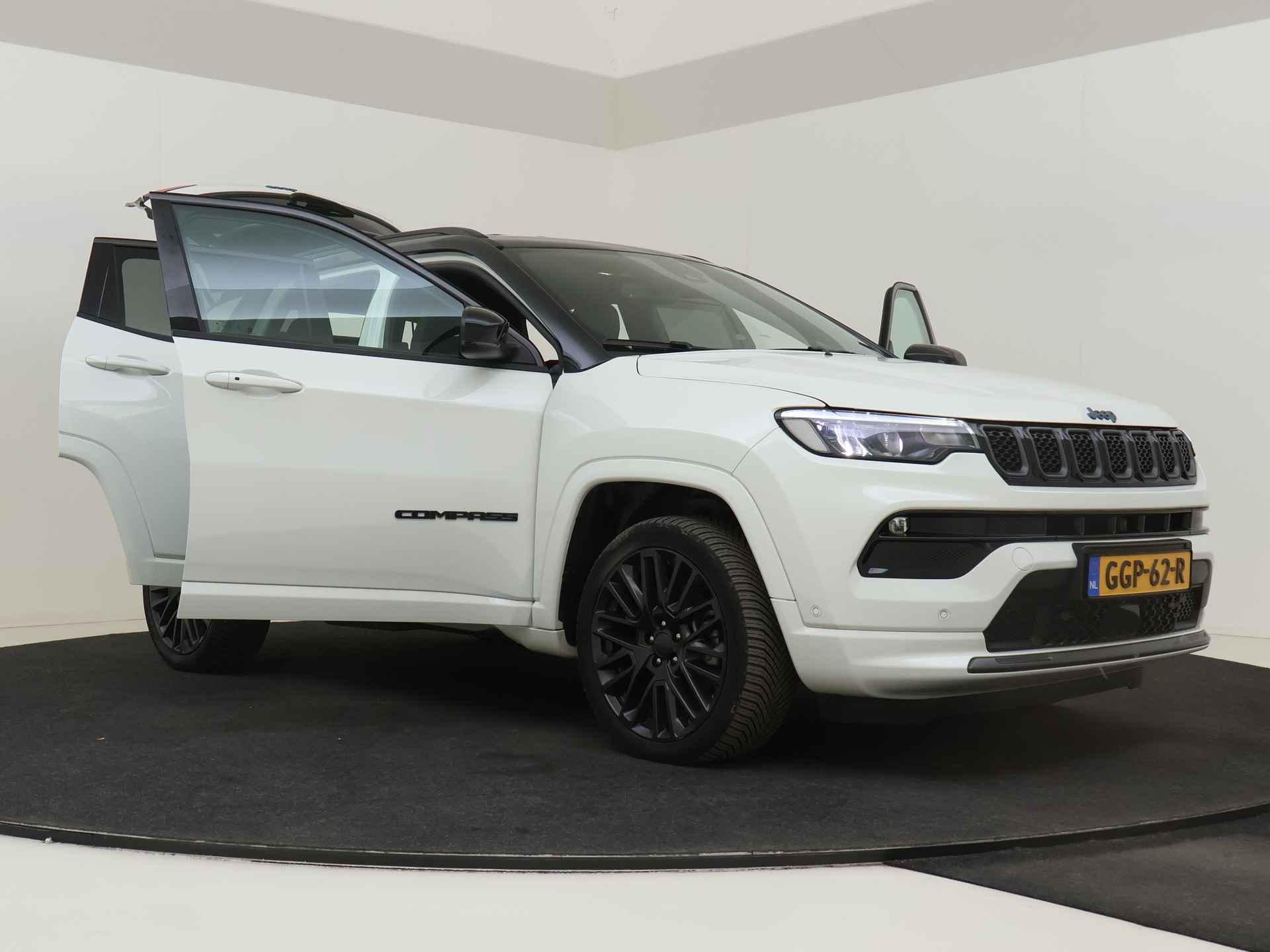 Jeep Compass 4xe 240 Plug-in Hybrid 4WD Electric S | Lederen bekleding | Camera | Navigatie - 17/58