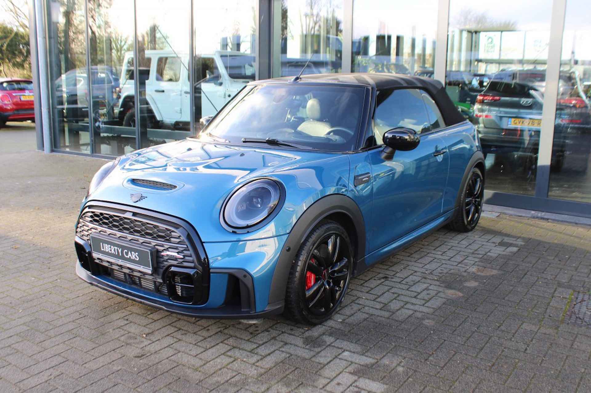 MINI Cabrio 2.0 John Cooper Works automaat  HUD Camera LED - 2/61