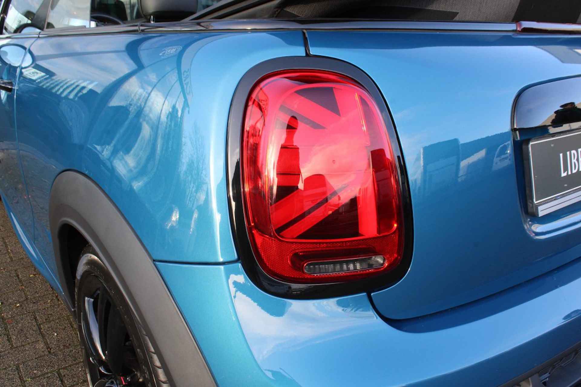 MINI Cabrio 2.0 John Cooper Works automaat  HUD Camera LED - 38/61