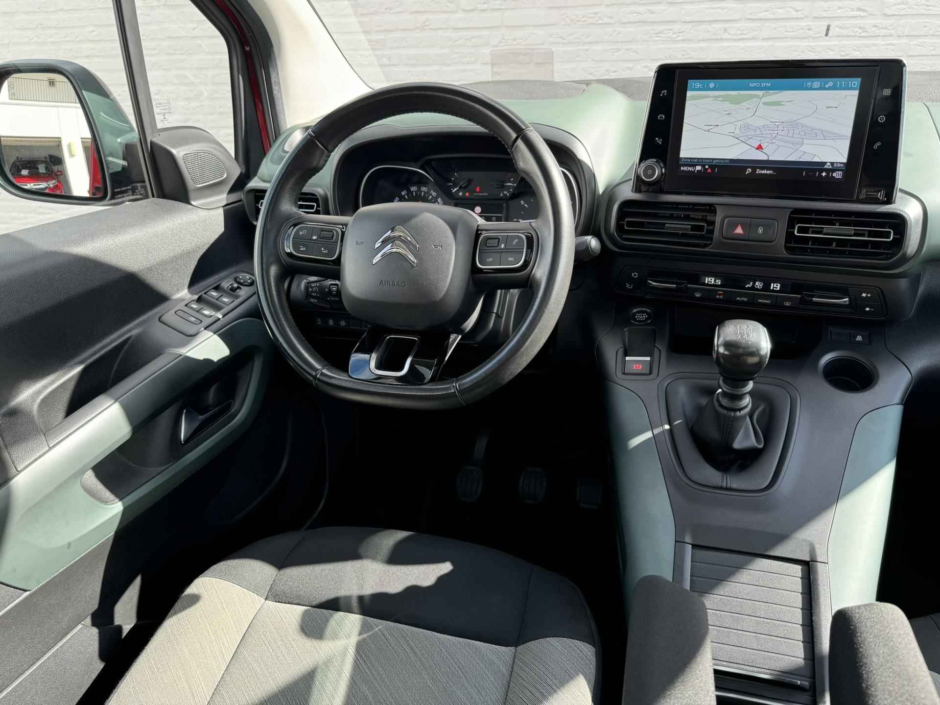 Citroen BERLINGO 1.2 PureTech Shine VTR Panorama Camera Pdc Carplay Clima Cruise Navigatie Head up display - 30/58