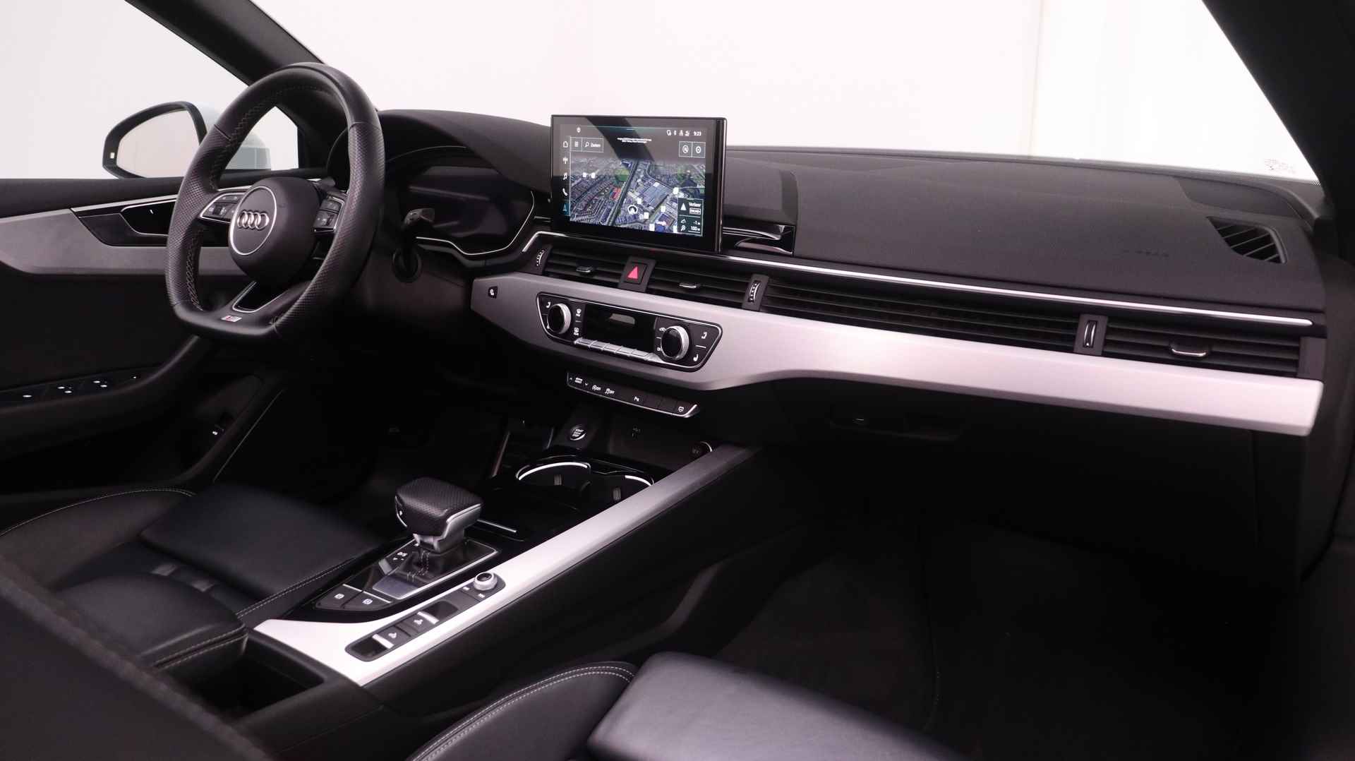 Audi A5 Cabriolet 40 TFSI S edition | 204PK | Parkeerhulp + | 19" LMV | Stoel+Nekverwarming | Leder | - 17/37