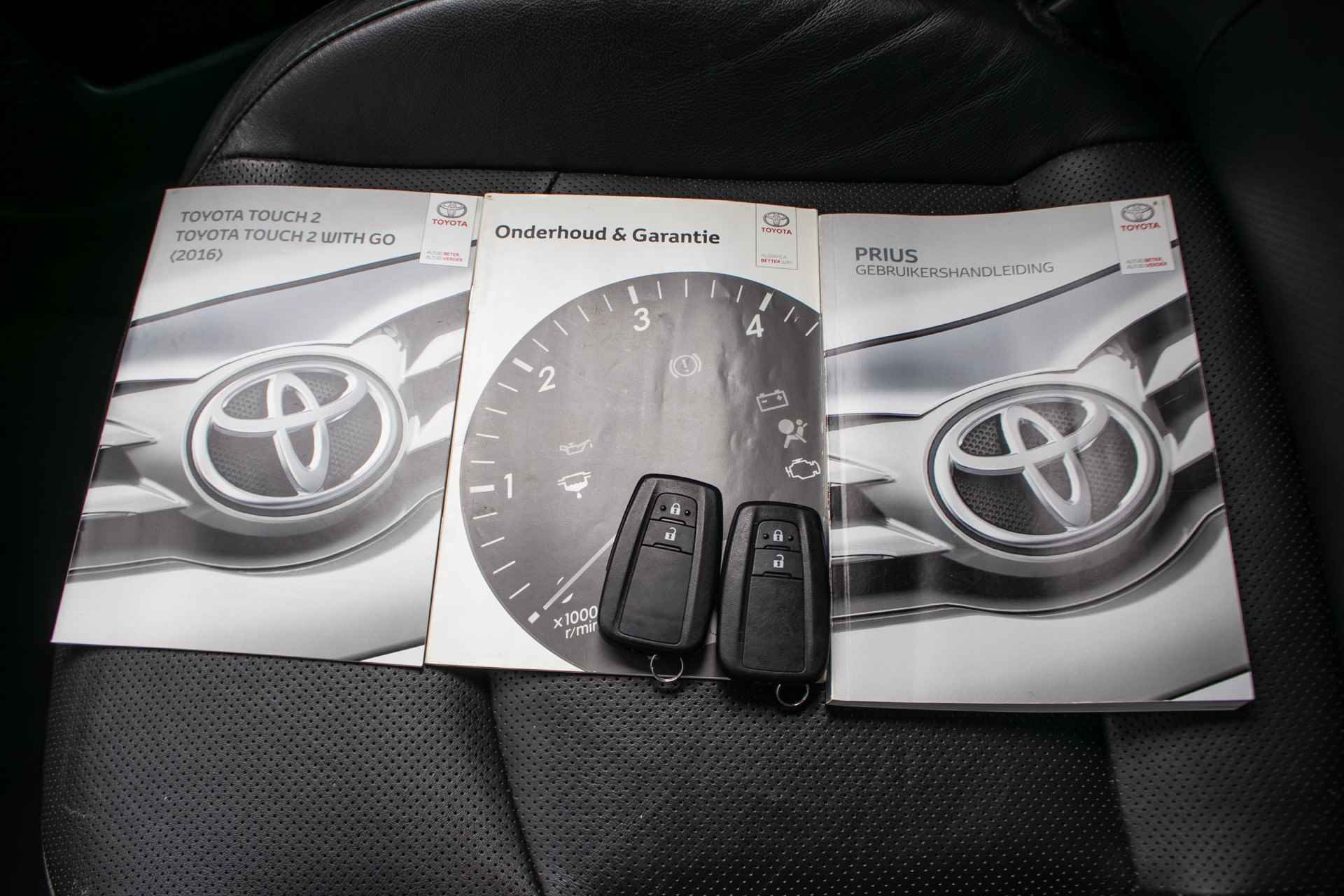 Toyota Prius 1.8 Executive Automaat - All in rijklaarprijs | Afn. Trekhaak | Leder | Navi - 41/45
