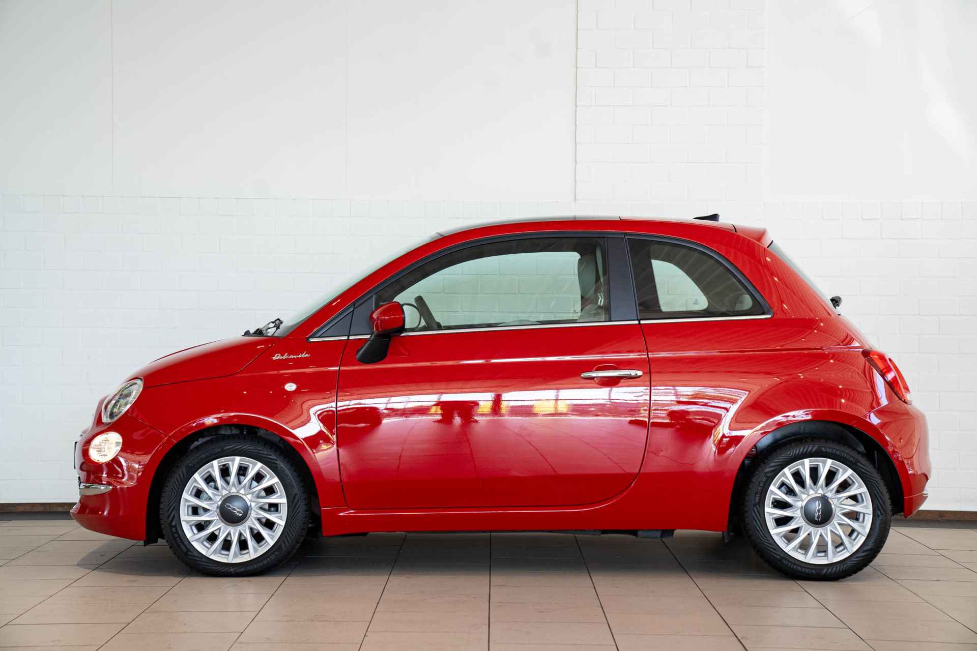 Fiat 500 1.0 Hybrid Dolcevita | Panoramadak | Cruise Controle | Airco | Apple Carplay & Android Auto | - 5/28