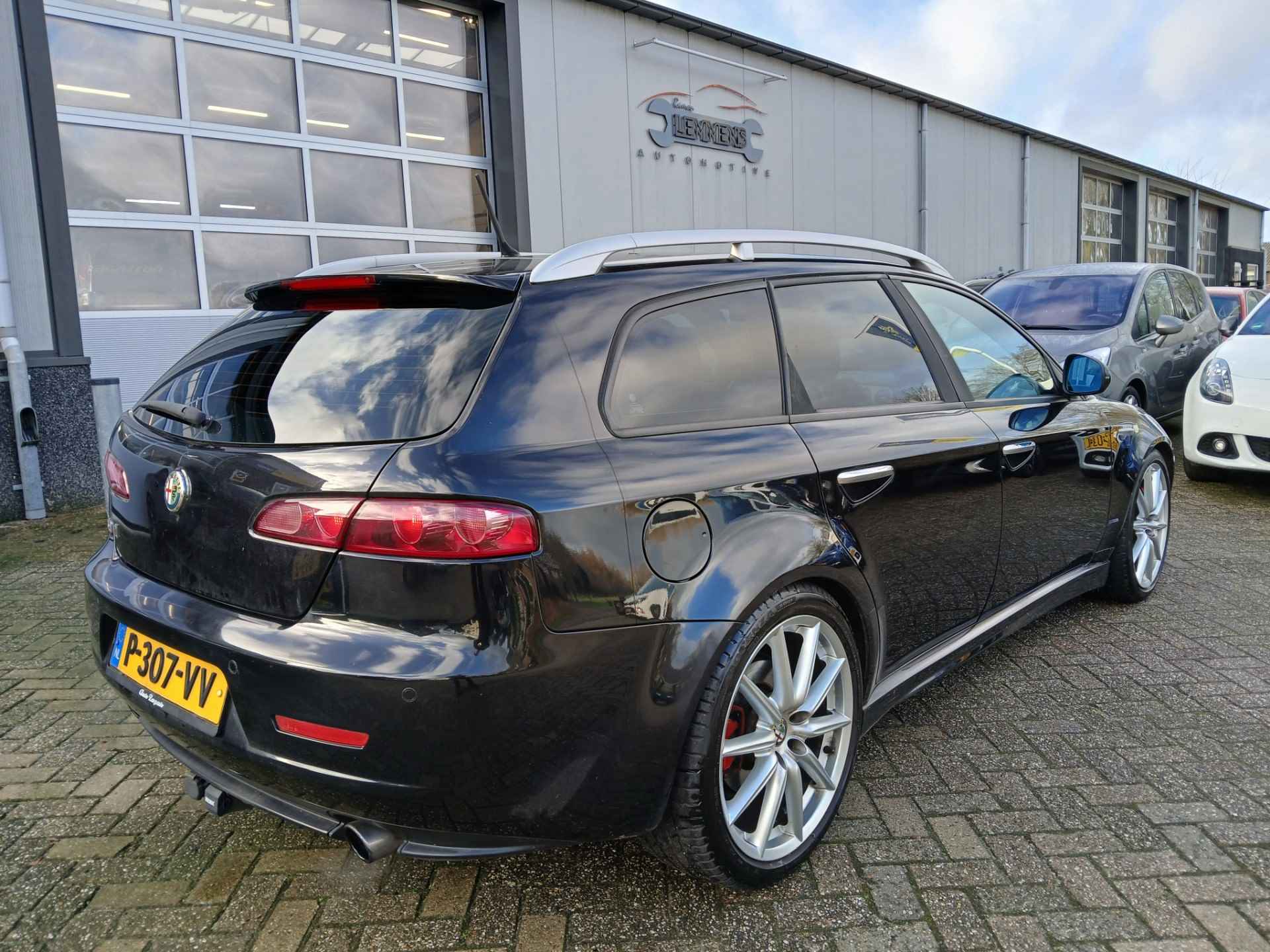 Alfa Romeo 159 Sportwagon 1.7 T - Ti - Leder - 7/14