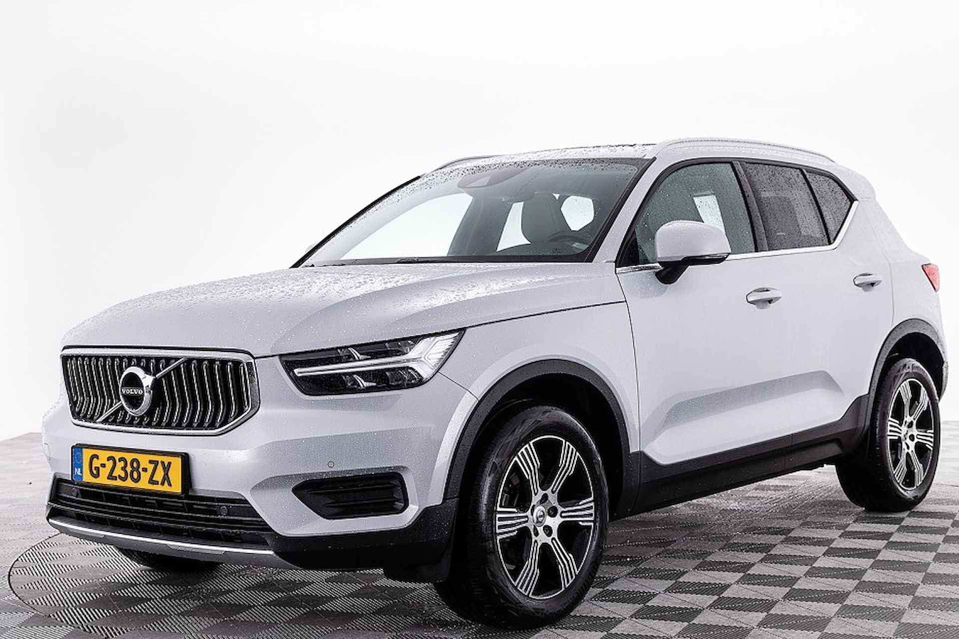 Volvo XC40 1.5 T3 Inscription | LEDER | PANORAMADAK | EL. STOELEN ✅ 1e Eigenaar . - 25/29