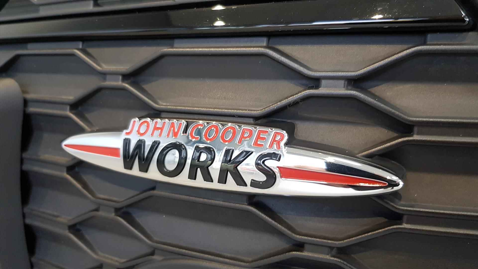 MINI Cooper 136 pk JCW | Panorama | Leder + Alcantara | Groen - 8/42