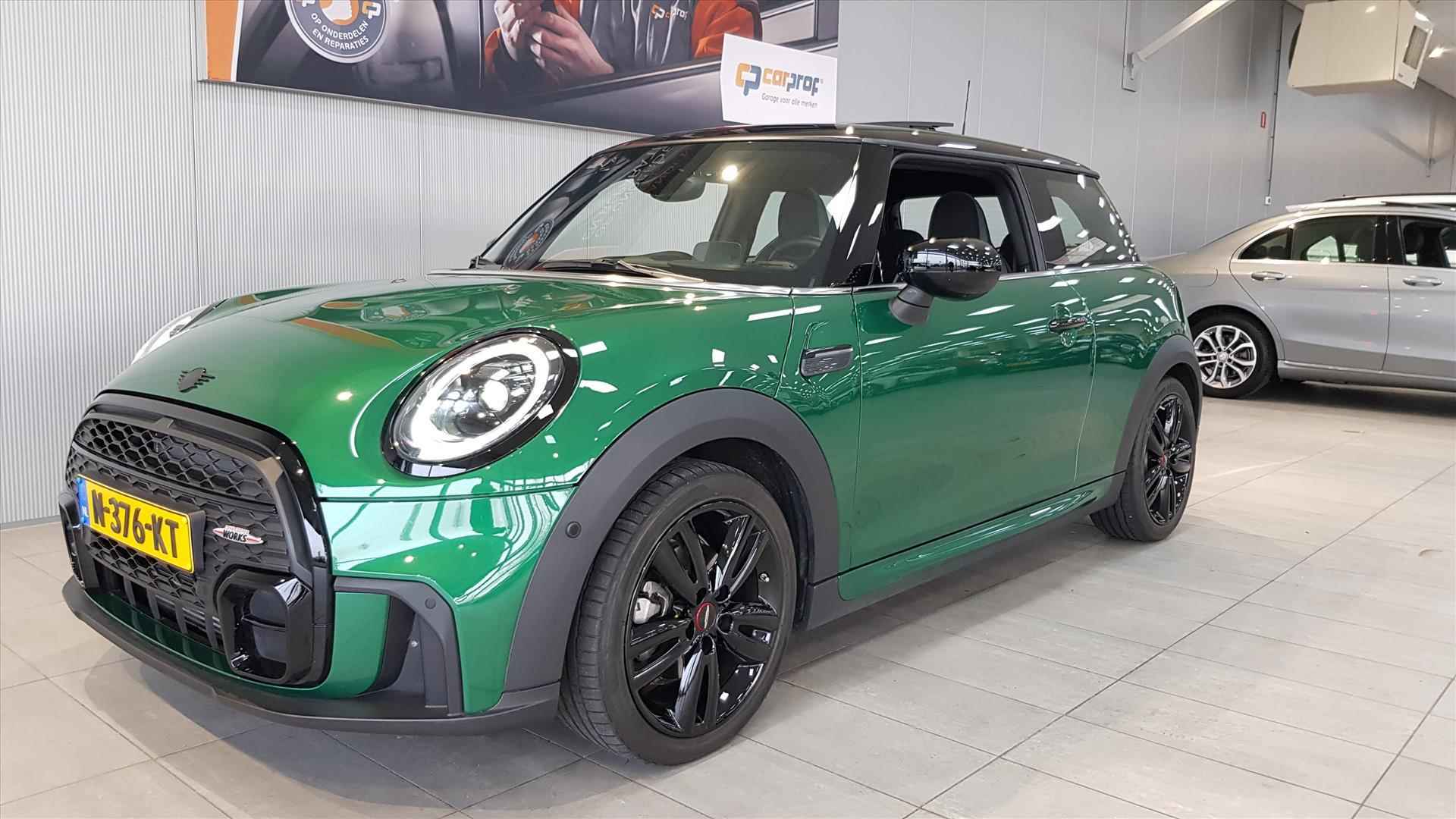 MINI Cooper 136 pk JCW | Panorama | Leder + Alcantara | Groen - 41/42