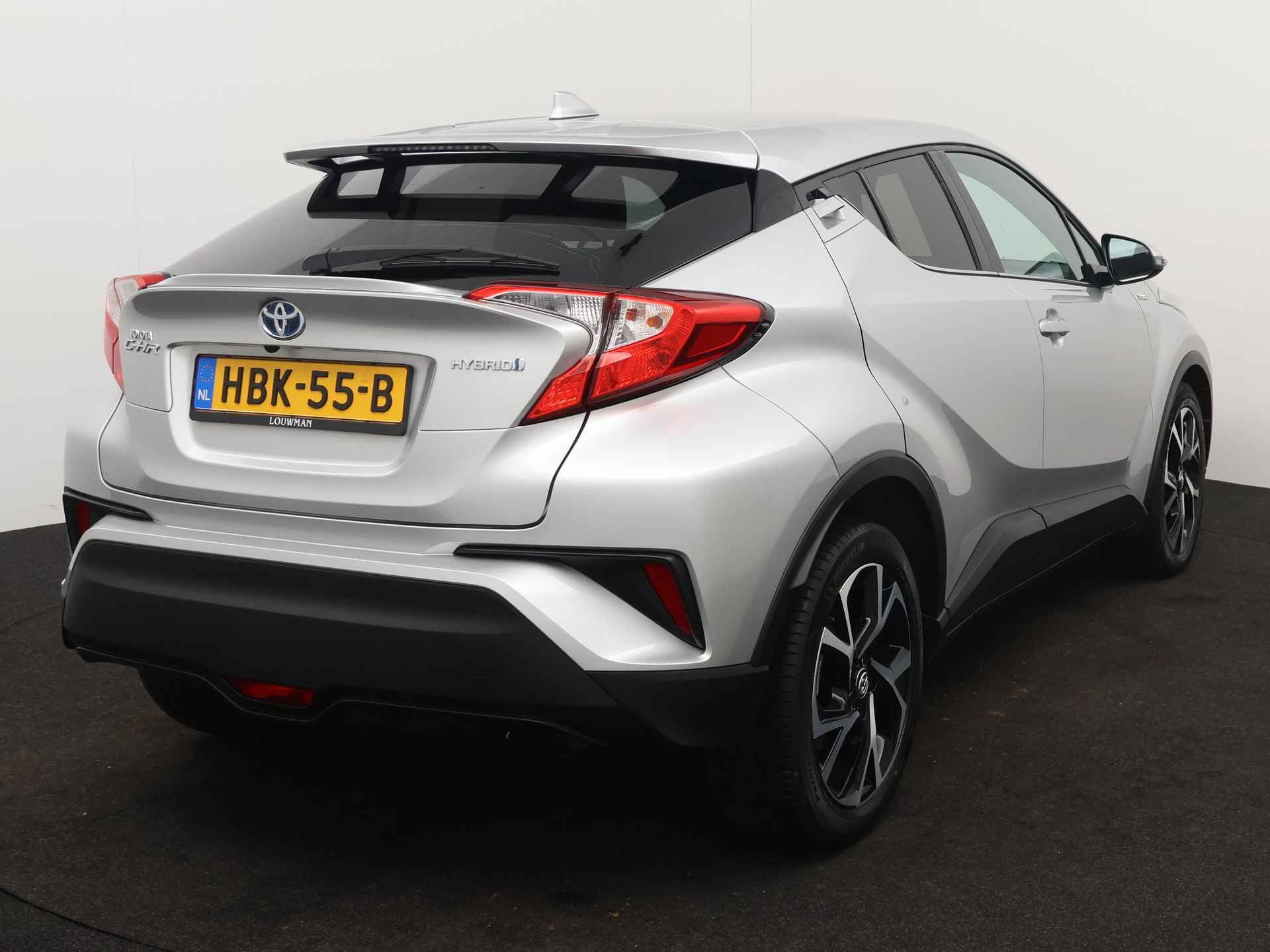 Toyota C-HR 1.8 Hybrid Dynamic Limited | Navigatie | Verwarmde voorstoelen | - 18/43