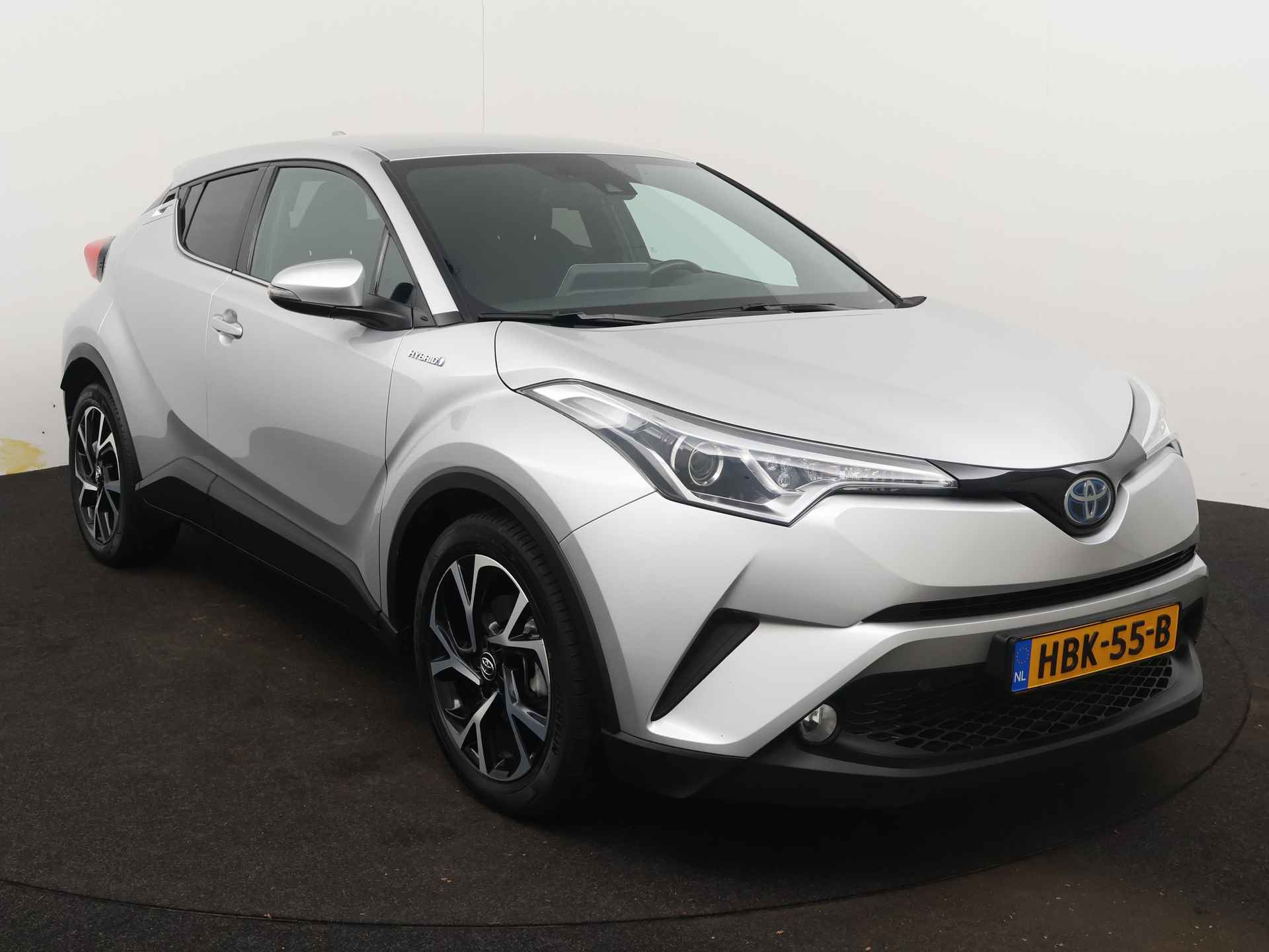 Toyota C-HR 1.8 Hybrid Dynamic Limited | Navigatie | Verwarmde voorstoelen | - 29/43