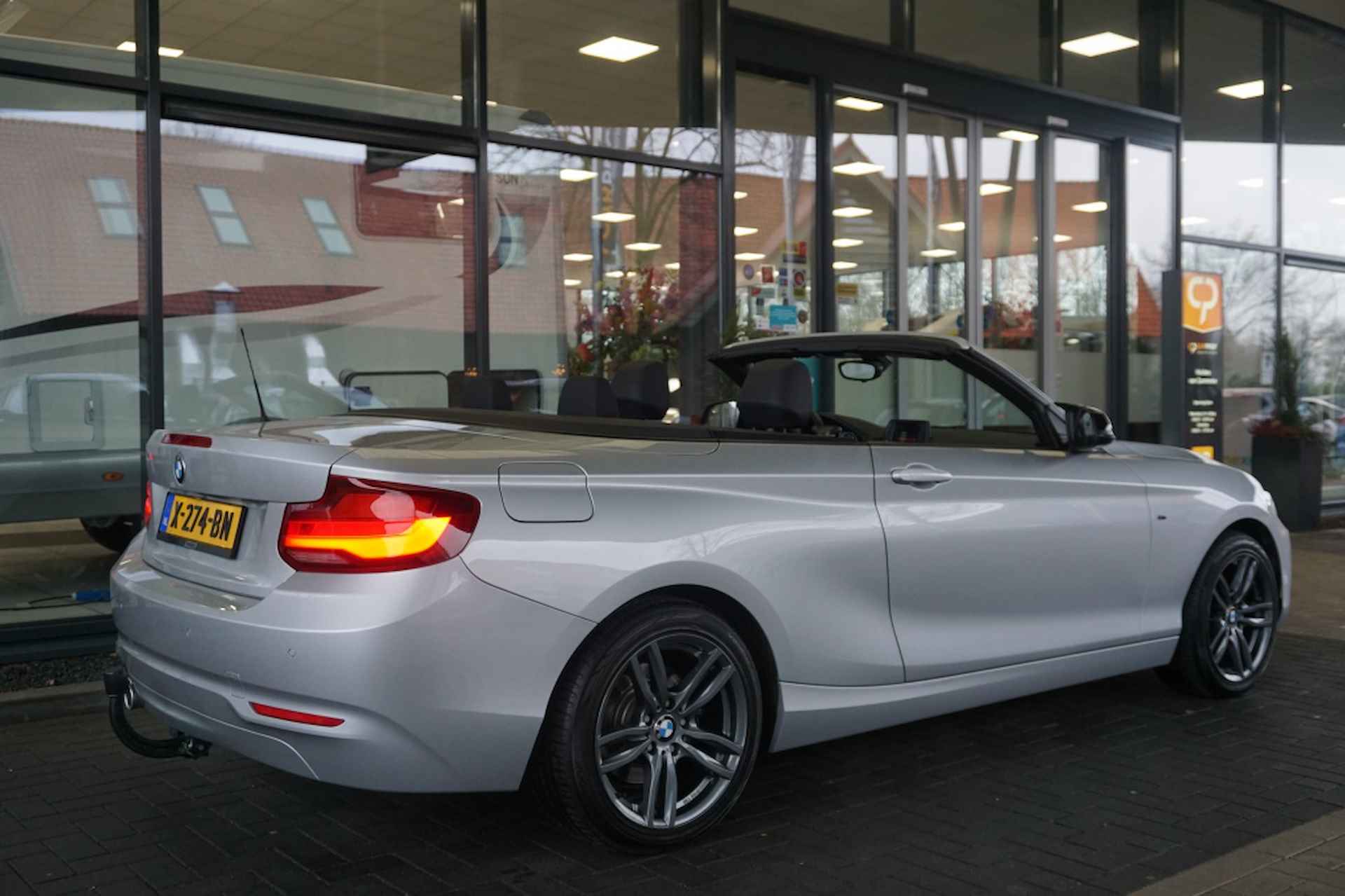 Bmw 2-serie Cabrio 220i High Executive Automaat | Trekhaak afn. 1500 kg | Navi - 8/46