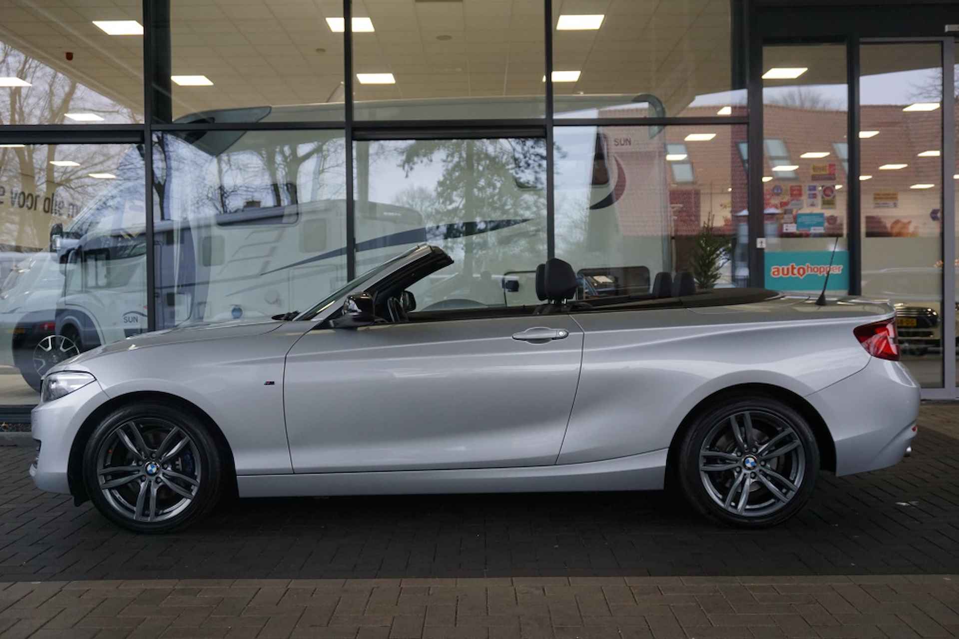 Bmw 2-serie Cabrio 220i High Executive Automaat | Trekhaak afn. 1500 kg | Navi - 7/46