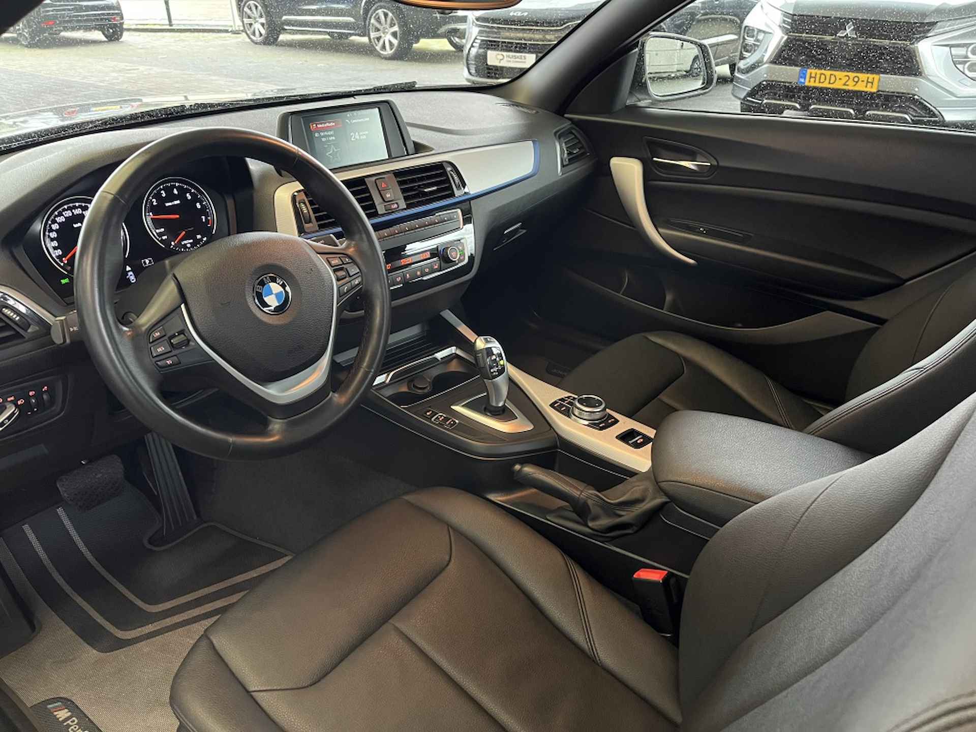 Bmw 2-serie Cabrio 220i High Executive Automaat | Trekhaak afn. 1500 kg | Navi - 17/46