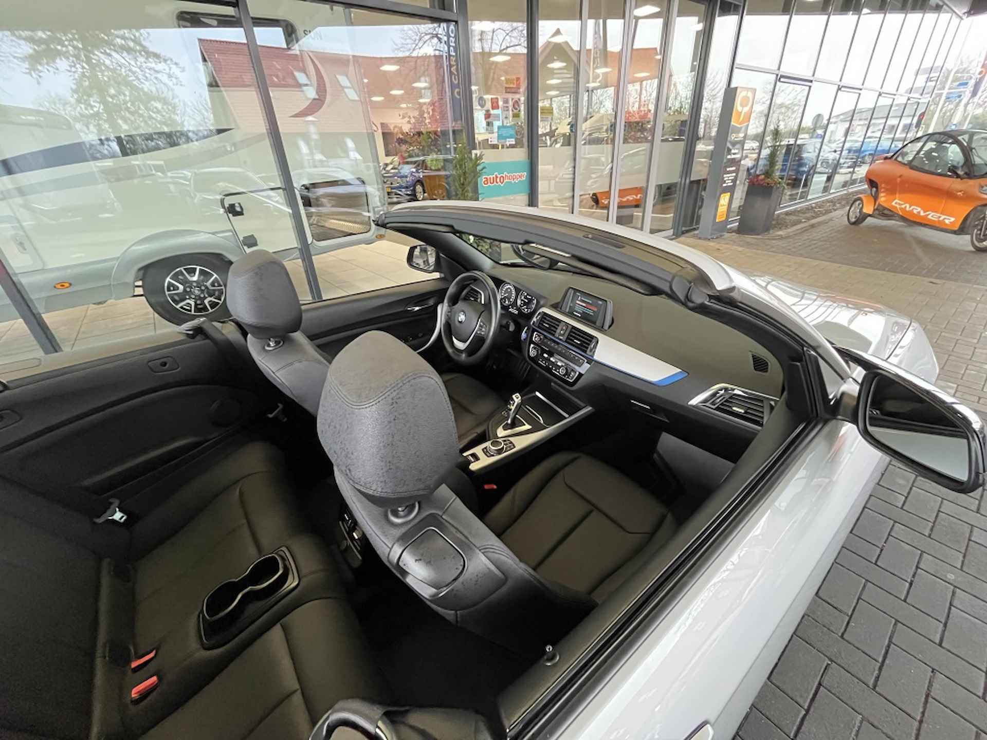 Bmw 2-serie Cabrio 220i High Executive Automaat | Trekhaak afn. 1500 kg | Navi - 39/46