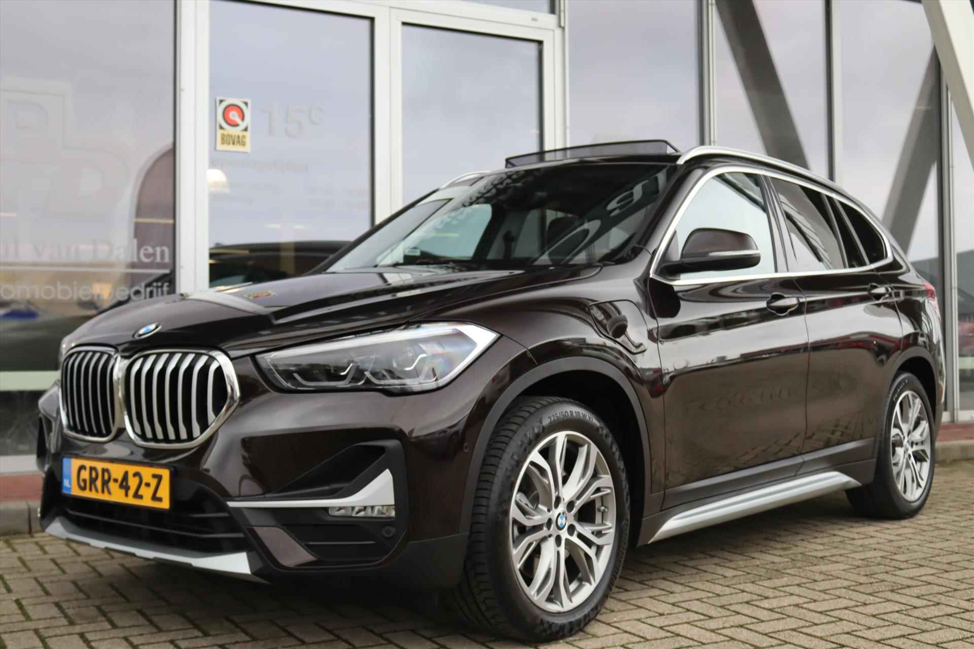 BMW X1 (f48) XDRIVE25e 220PK AUTOMAAT EXEC. X-LINE Panodak | Navi | Keyless | Adapt.Cruise | Sfeerverl. | Camera | Memory | 18 Inch Lm | Led | Leer | - 46/64