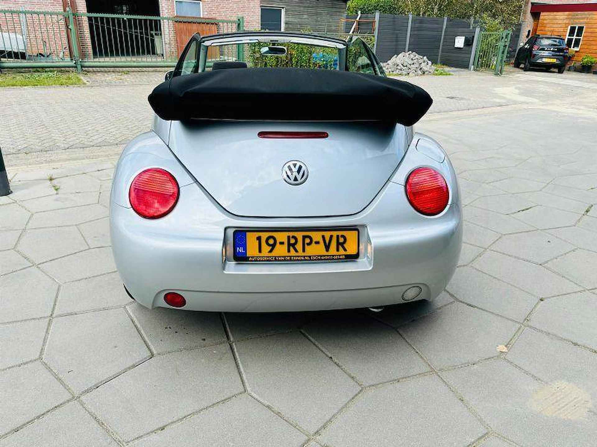 Volkswagen New Beetle Cabriolet 1.6 Turijn Comfort | Airco |een hele mooie en echte Beetle Cabrio dealer onderhouden - 5/23