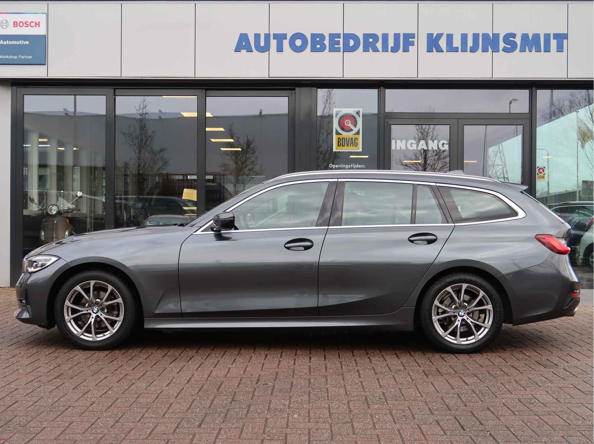 BMW 3 Serie Touring 318i High Executive | Stoel-Stuur Verw | Leder | Sportline | Digi Cockpit | - 8/28